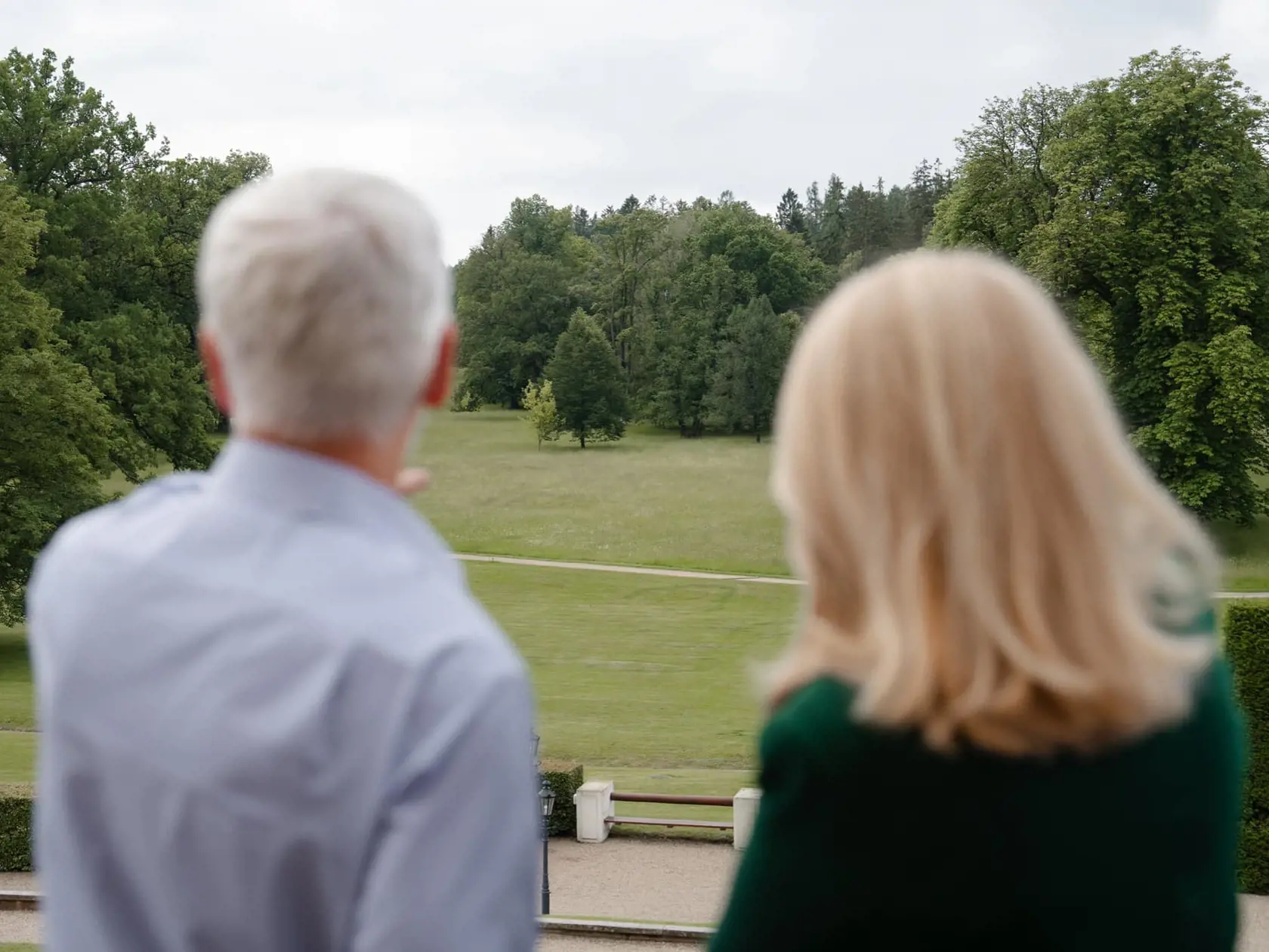 „Druhý deň rozlúčkovej návštevy v Prahe začíname na zámku Lány, letnom sídle československých a českých prezidentov,“ pochválila sa prezidentka.