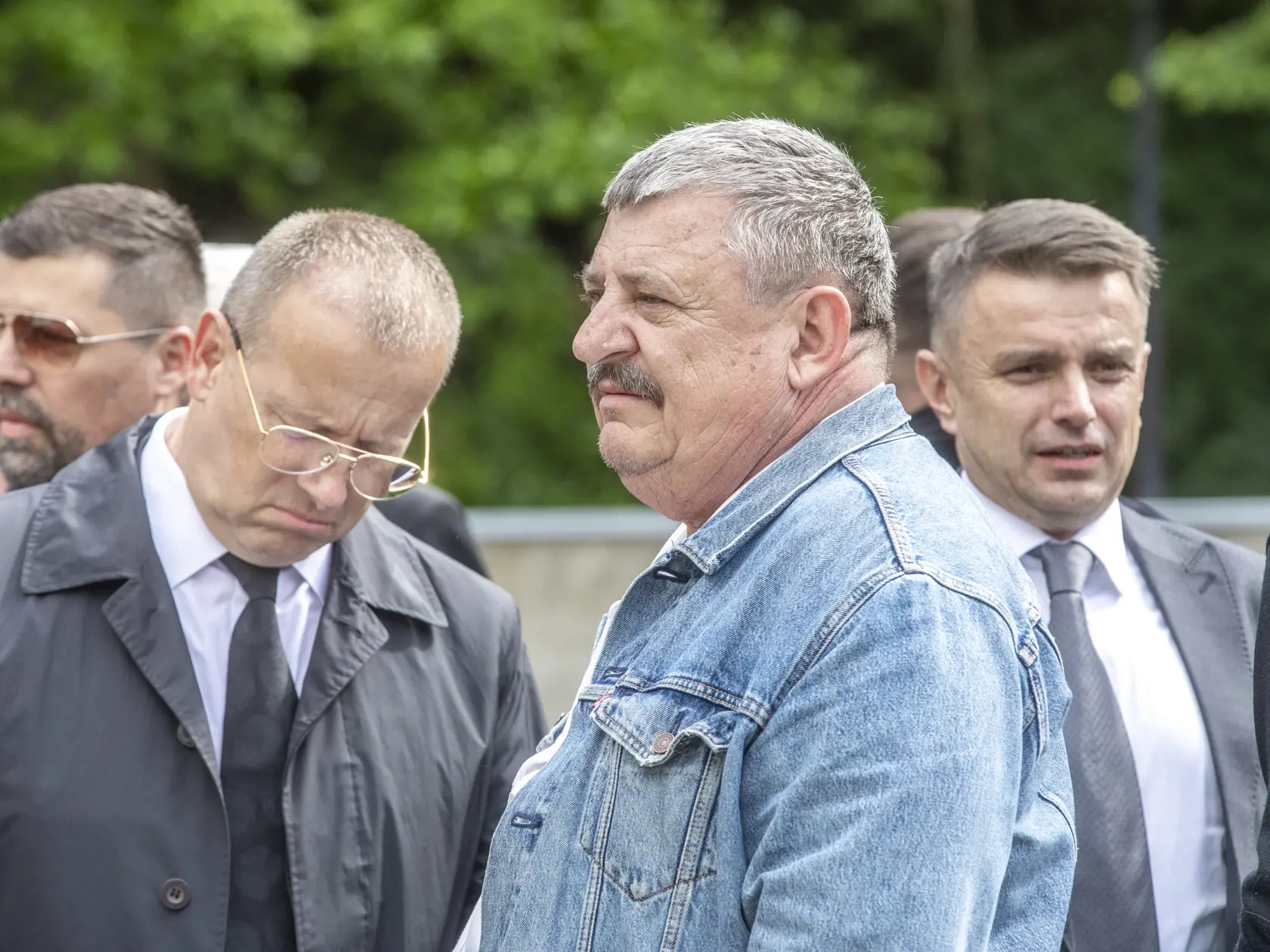 Na snímke je posledná rozlúčka s podnikateľom Fedorom Flašíkom v bratislavskom krematóriu, ktorá sa konala v piatok 3.5 2024. Na fotke je bývalý poslanec Anton Hrnko.