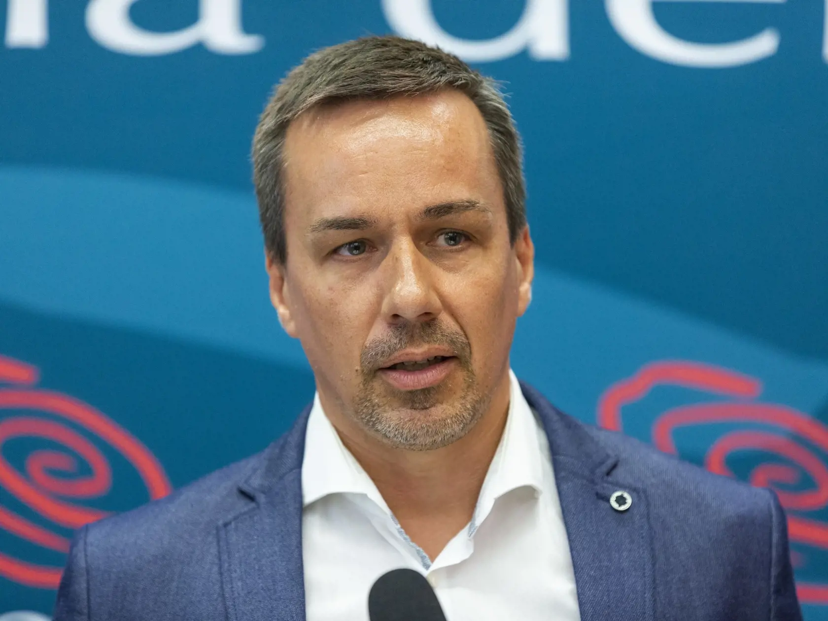 K ospravedlneniu za stretnutie s Kočnerom vyval Matoviča v diskusnej relácii Erik Tomáš.
