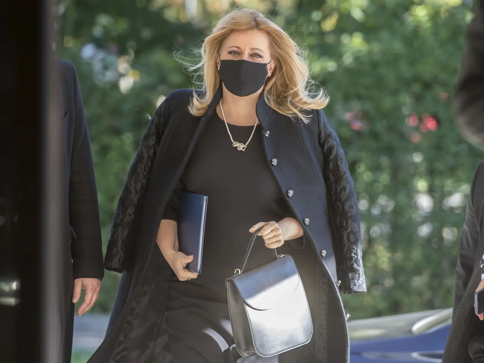 Prezidentka SR Zuzana Čaputová prichádza na 130. zasadnutie Bezpečnostnej rady SR 20. októbra 2020 v Bratislave.