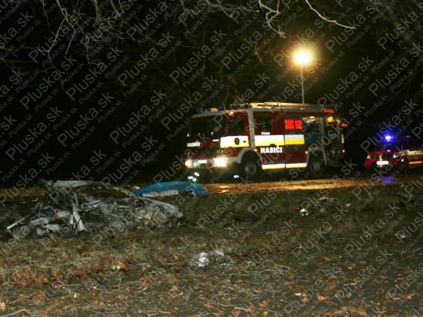 Rok 2012: Prvé fotky z miesta nehody Petra Končeka.