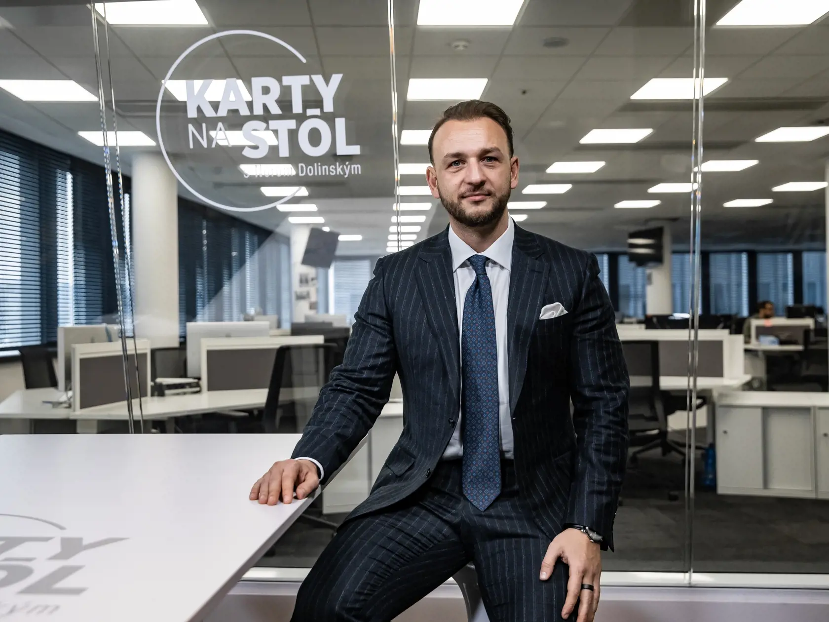 Diskusná relácia “Karty na stôl”, ktorej hosťom bol Matúš Šutaj Eštok (Hlas-SD), minister vnútra.