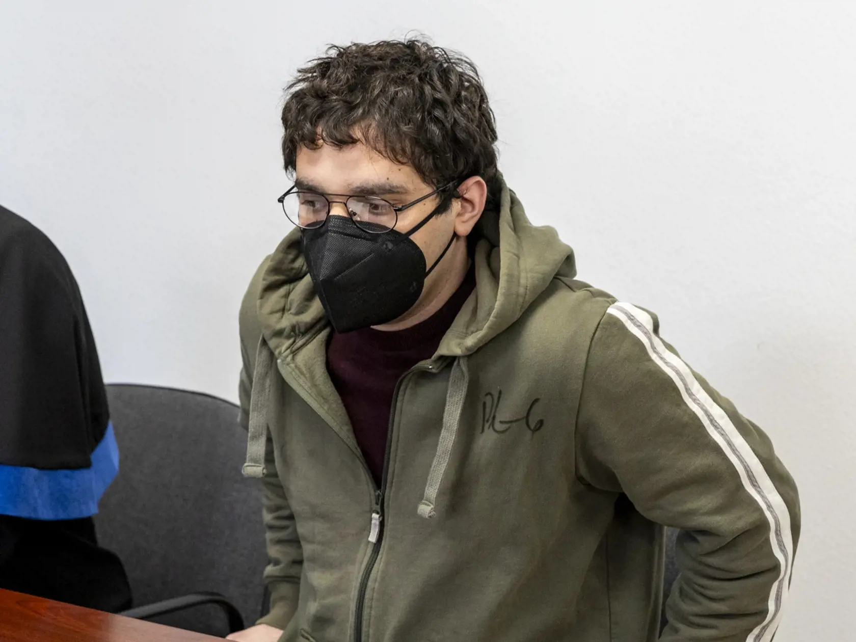 Návrh na uloženie do ústavného ochranného liečenia pre muža, ktorý vrazil autom do benzínovej pumpy na diaľnici D1 za Piešťanmi.