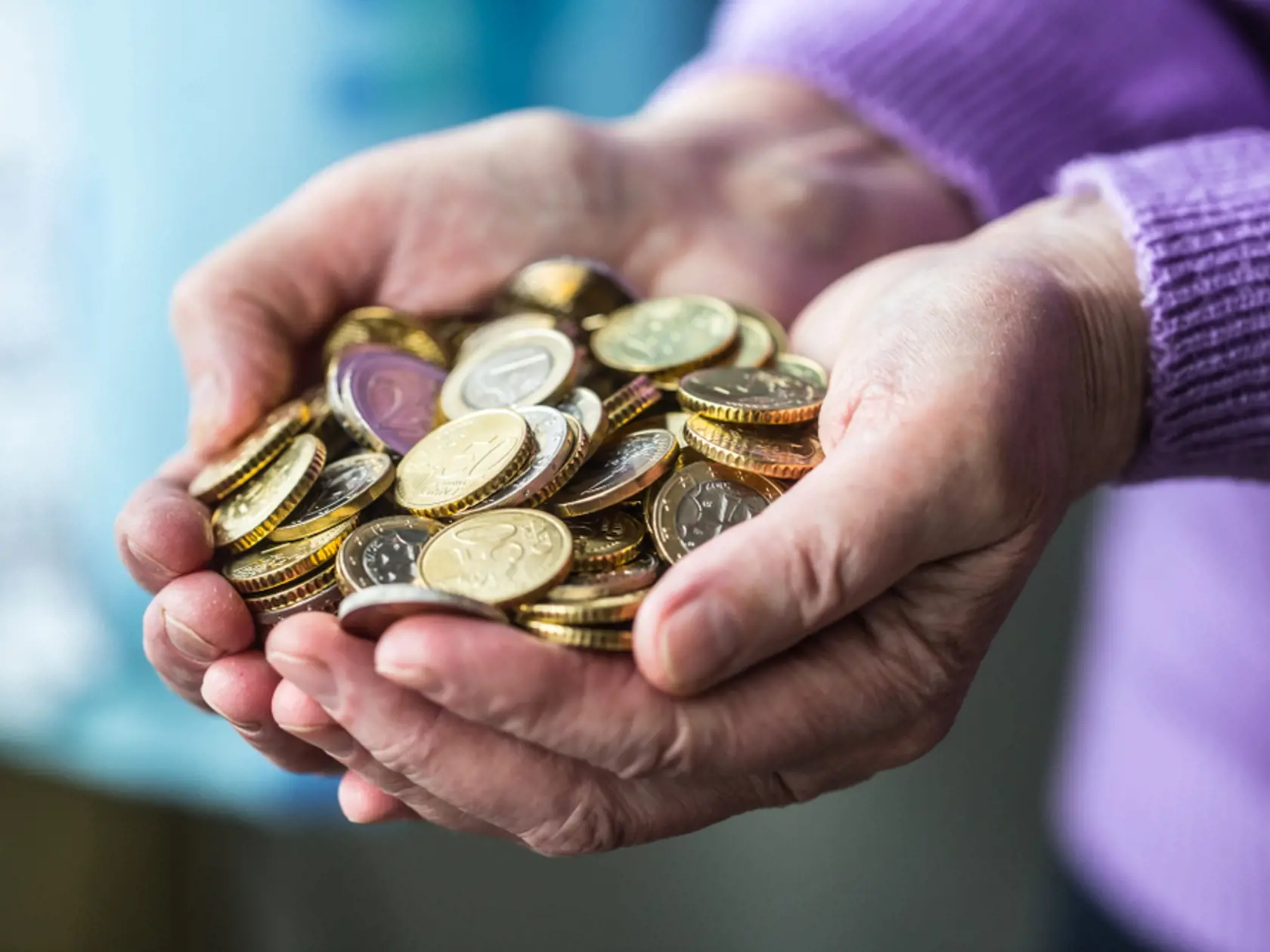 Väčšinu slovenských dôchodcov poteší každé euro navyše.