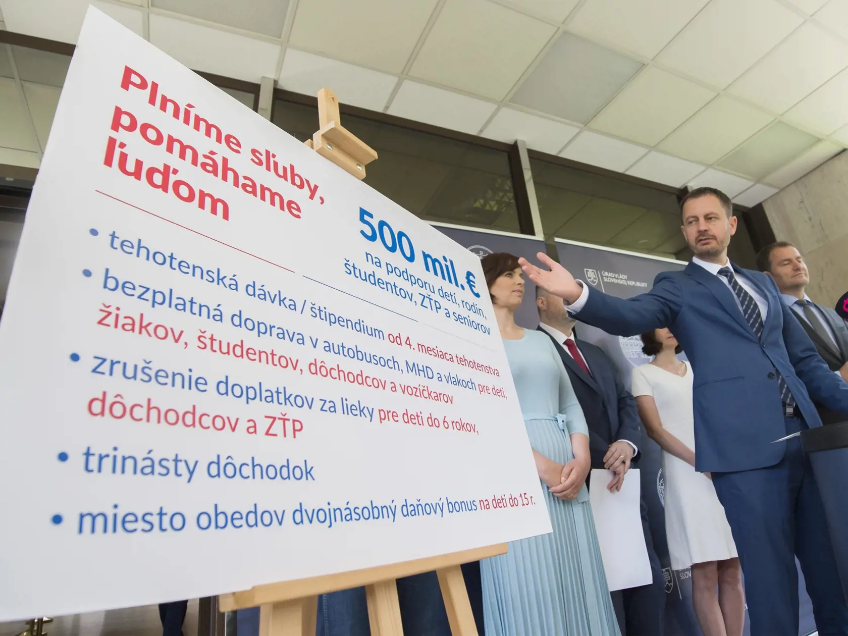 Súčasná koalícia urobila v 13. dôchodkoch zmeny.