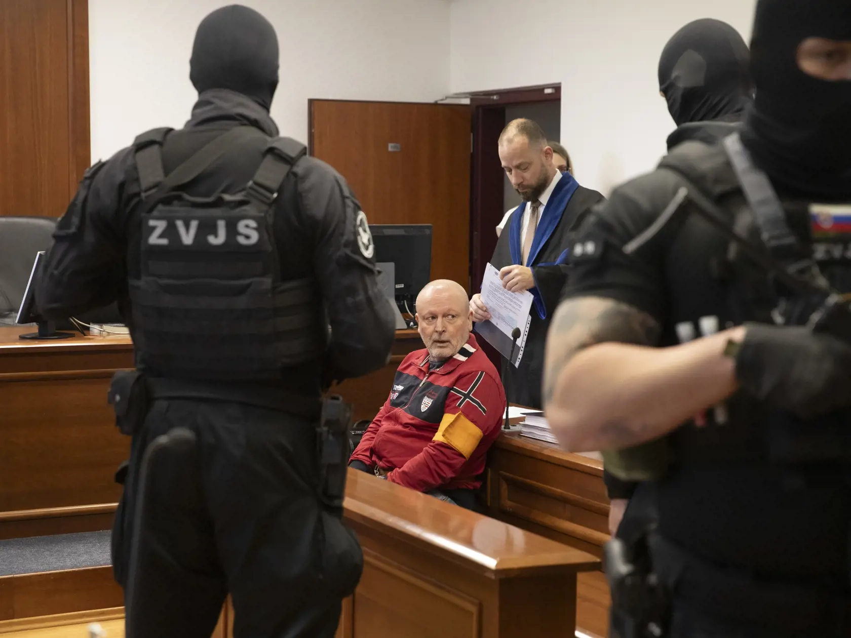 Lališ tvrdil, že jeho práva boli porušené a chce, aby o ňom súdy rozhodovali opätovne.