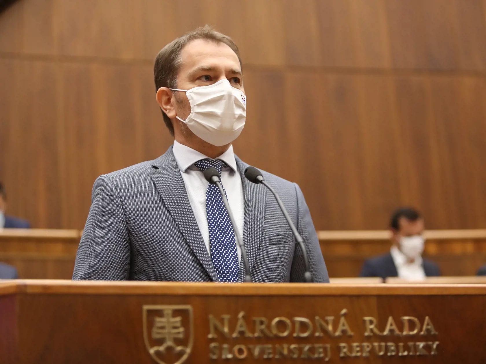 Igor Matovič dnes predstúpil pred parlament.Poslancom adresoval obrovskú prosbu. Žiada ich o podporu opatrení aj testovania.