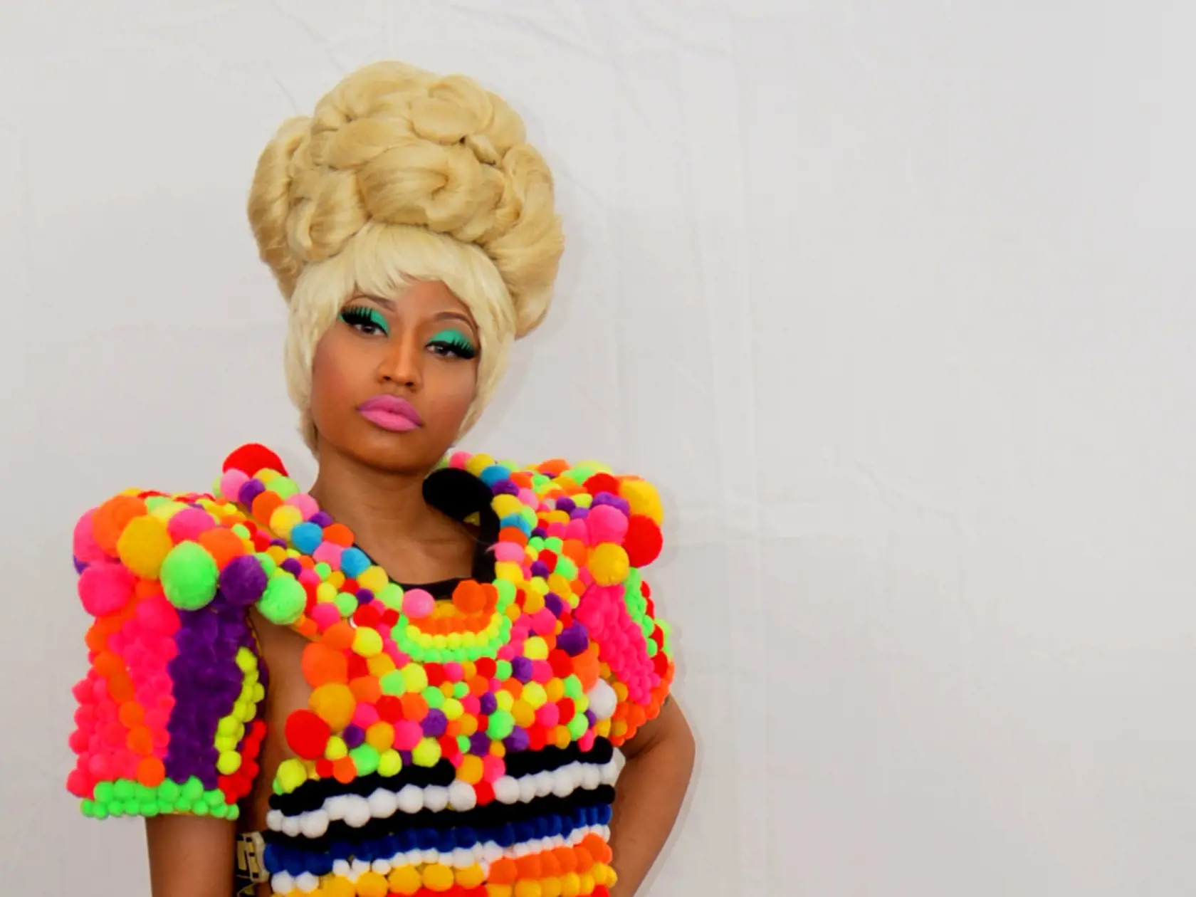 Nicki Minaj je skutočne nevšedný zjav. Jej štýl sa dá napodobniť len ťažko