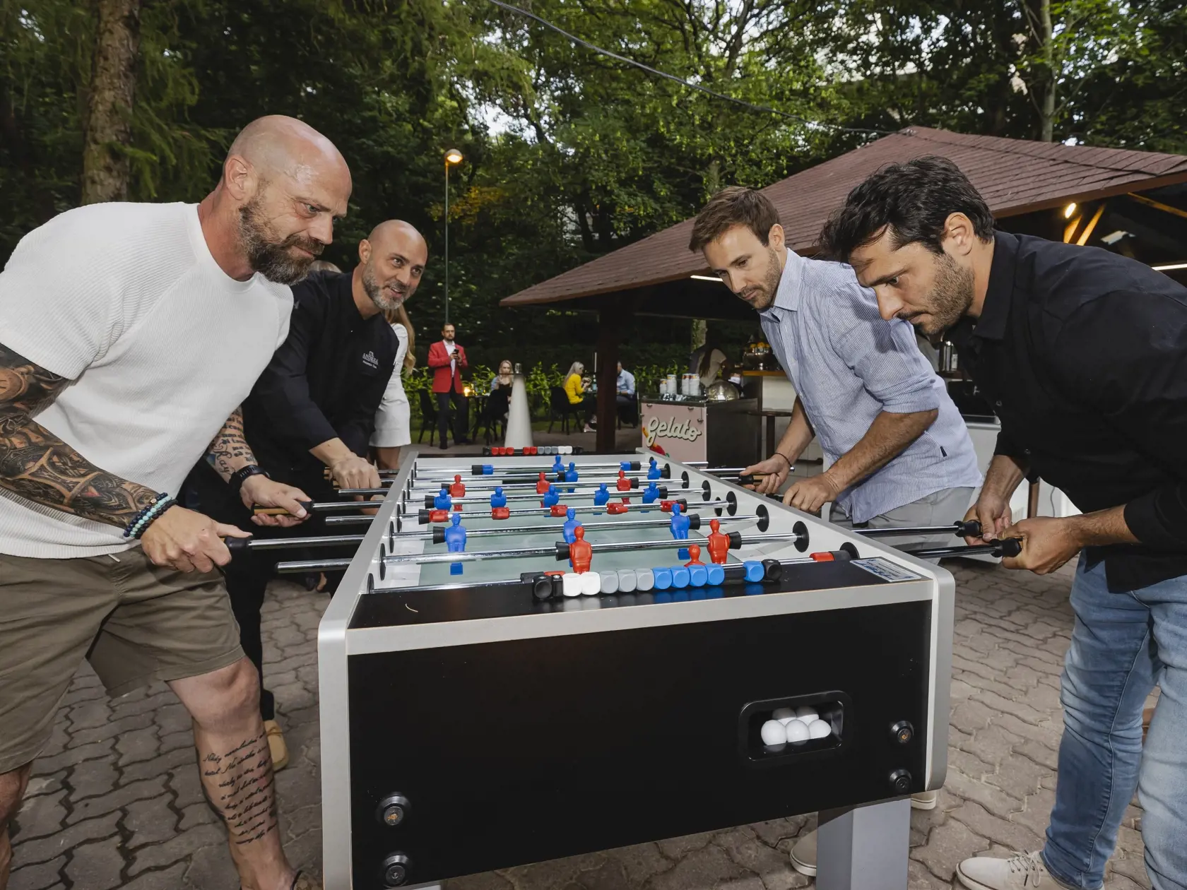 Na snímke Dušan Hamšík, Marek Fašiang, Branislav Deák a Andrea Ena počas otvorenia letnej sezóny v reštaurácií Di Andrea v Bratislave.