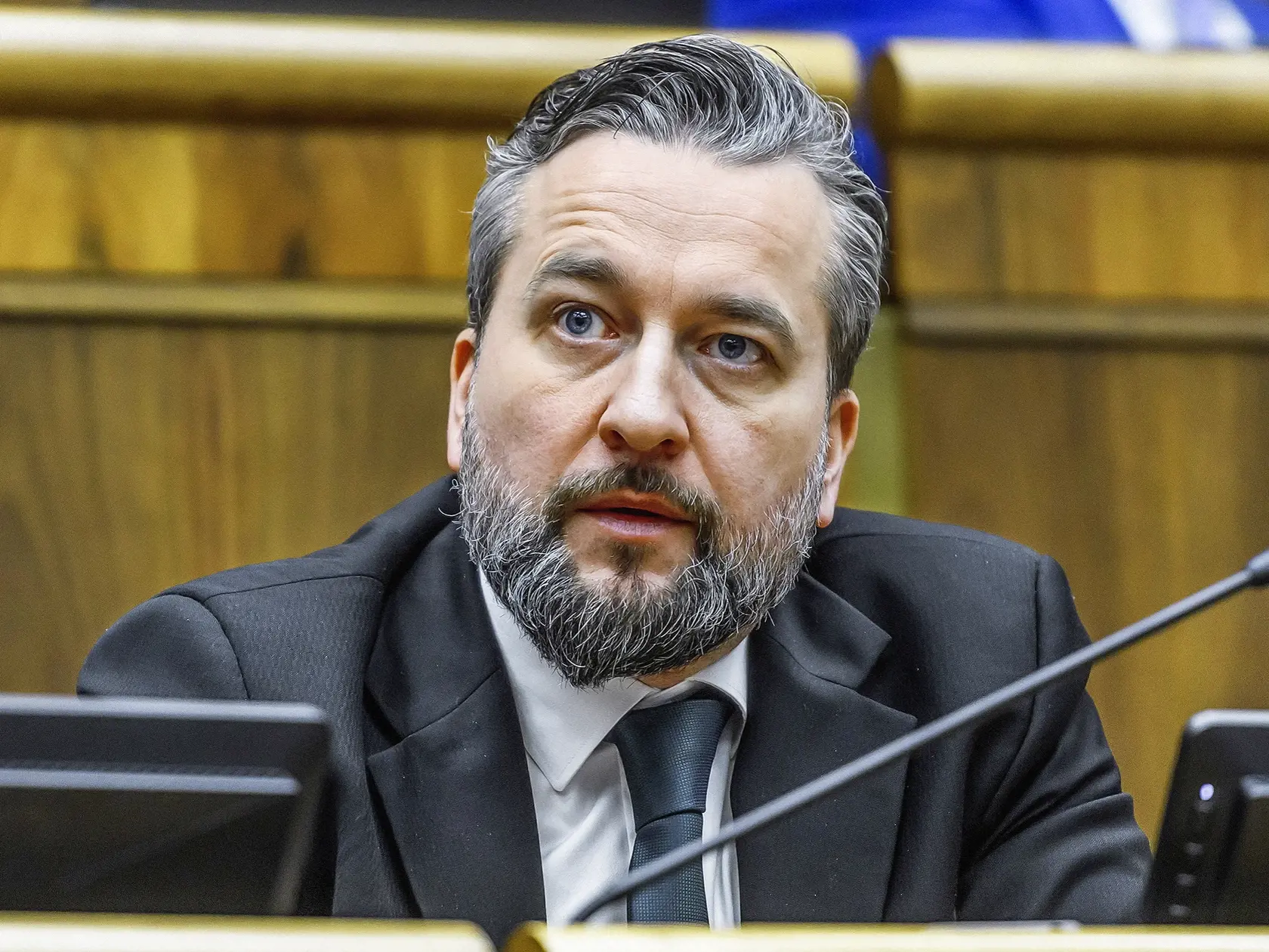 Ľuboš Blaha. Predbehol jednotku kandidátky strany Smer Moniku Beňovú. Odborníci ho označujú za oportunistu.