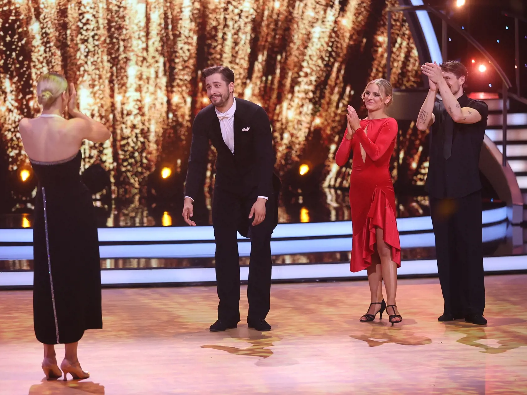 Let´s Dance má nového kráľa a kráľovnú - Jakuba Jablonského a Elišku Lenčešovú.