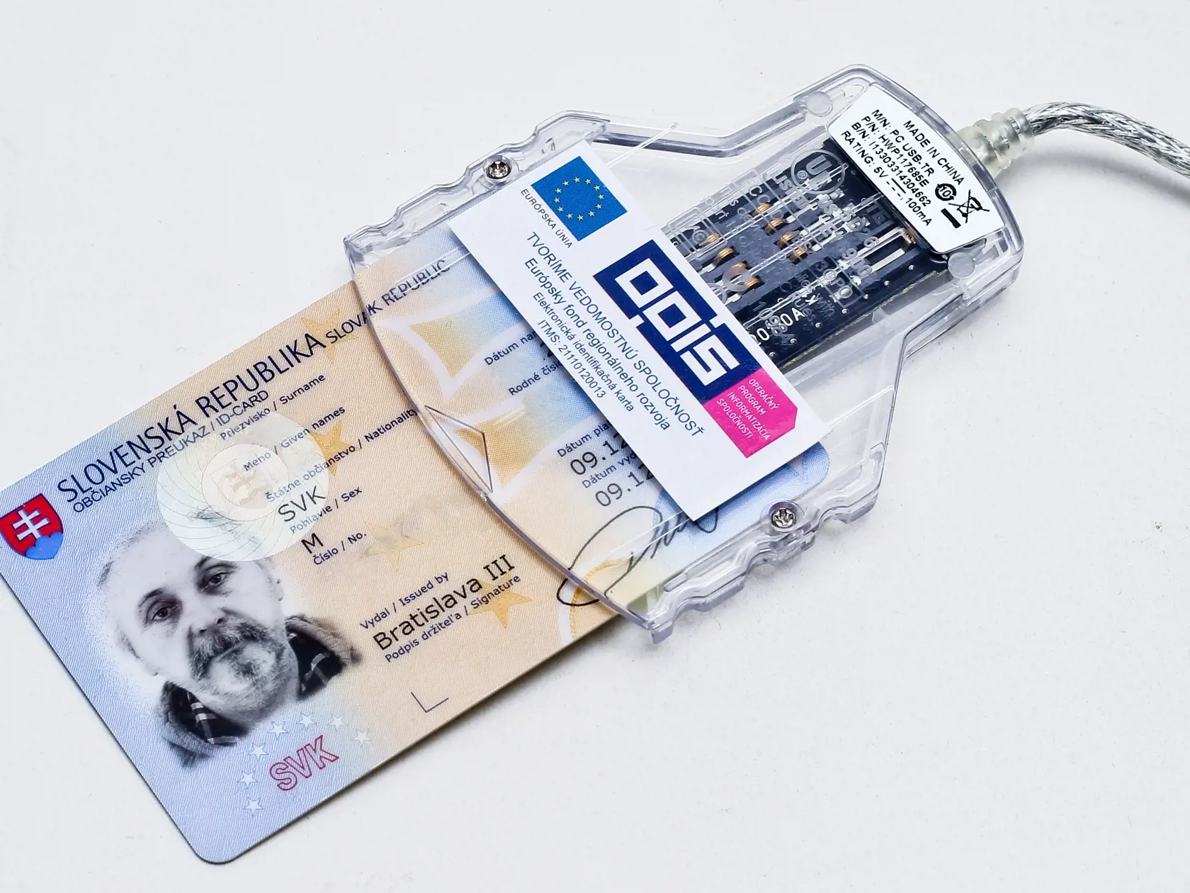 Finančná správa v súvislosti s podávaním daňových priznaní za rok 2022 pripomína klientom, ktorí aktívne používajú kvalifikovaný elektronický podpis (KEP) a ich občiansky preukaz (OP) bol vydaný do 20. júna 2021, že platnosť certifikátov pre KEP uložených na čipe ich dokladu skončila 31. decembra 2022.