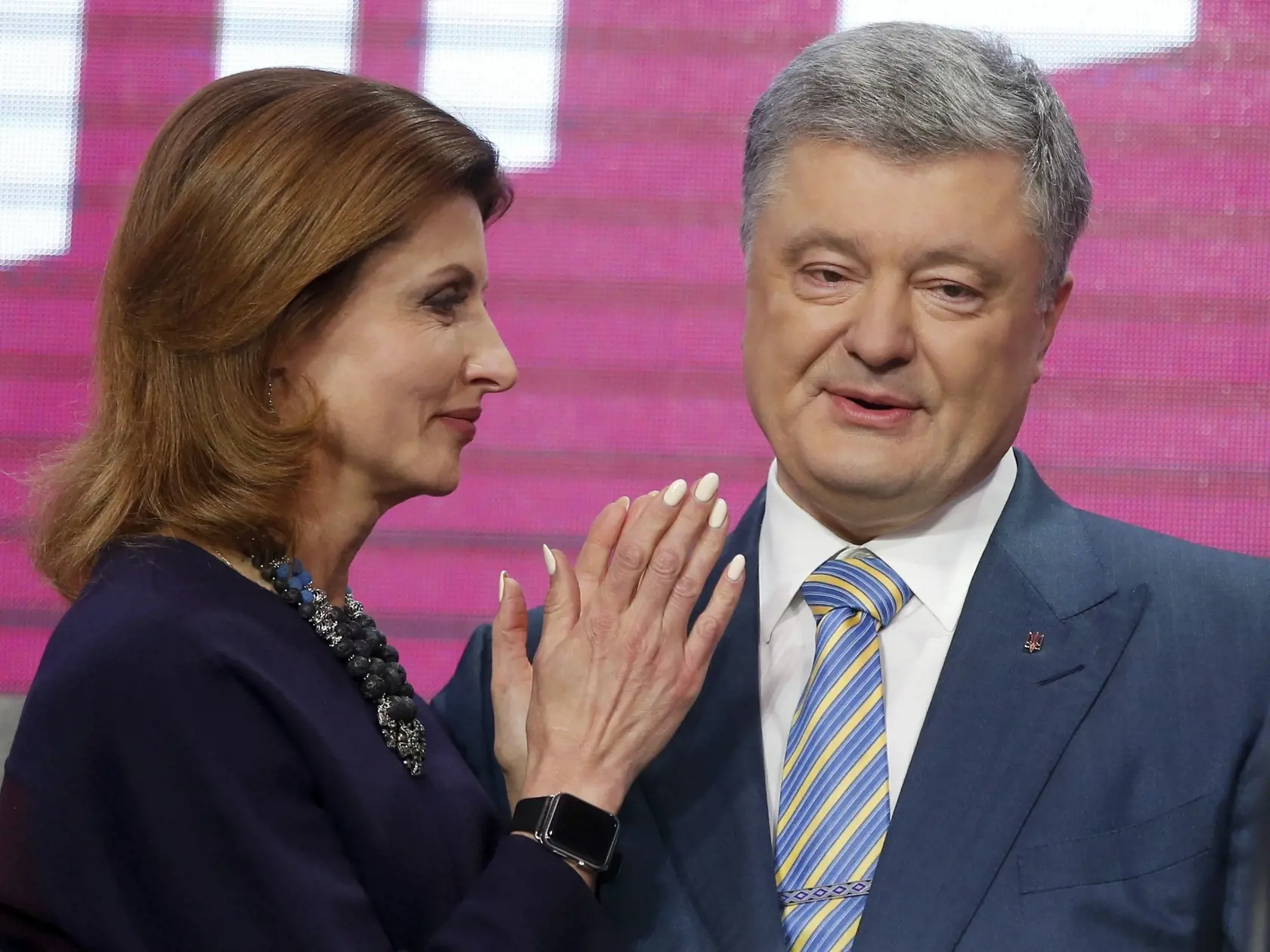 Porazil súčasného prezidenta Petra Porošenka.