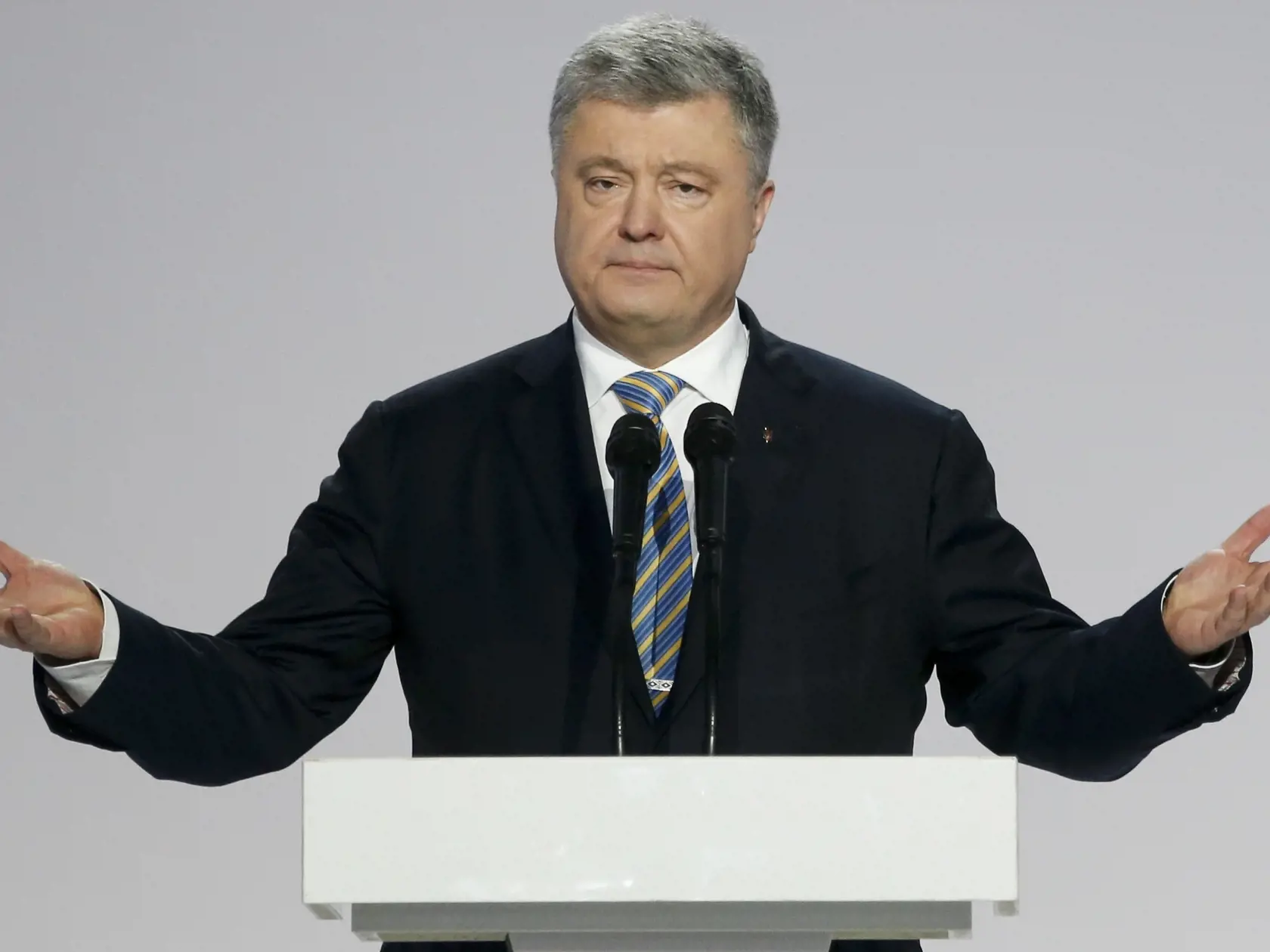 Zelenskyj porazil v počte hlasov aj súčasného prezidenta Petra Porošenka.