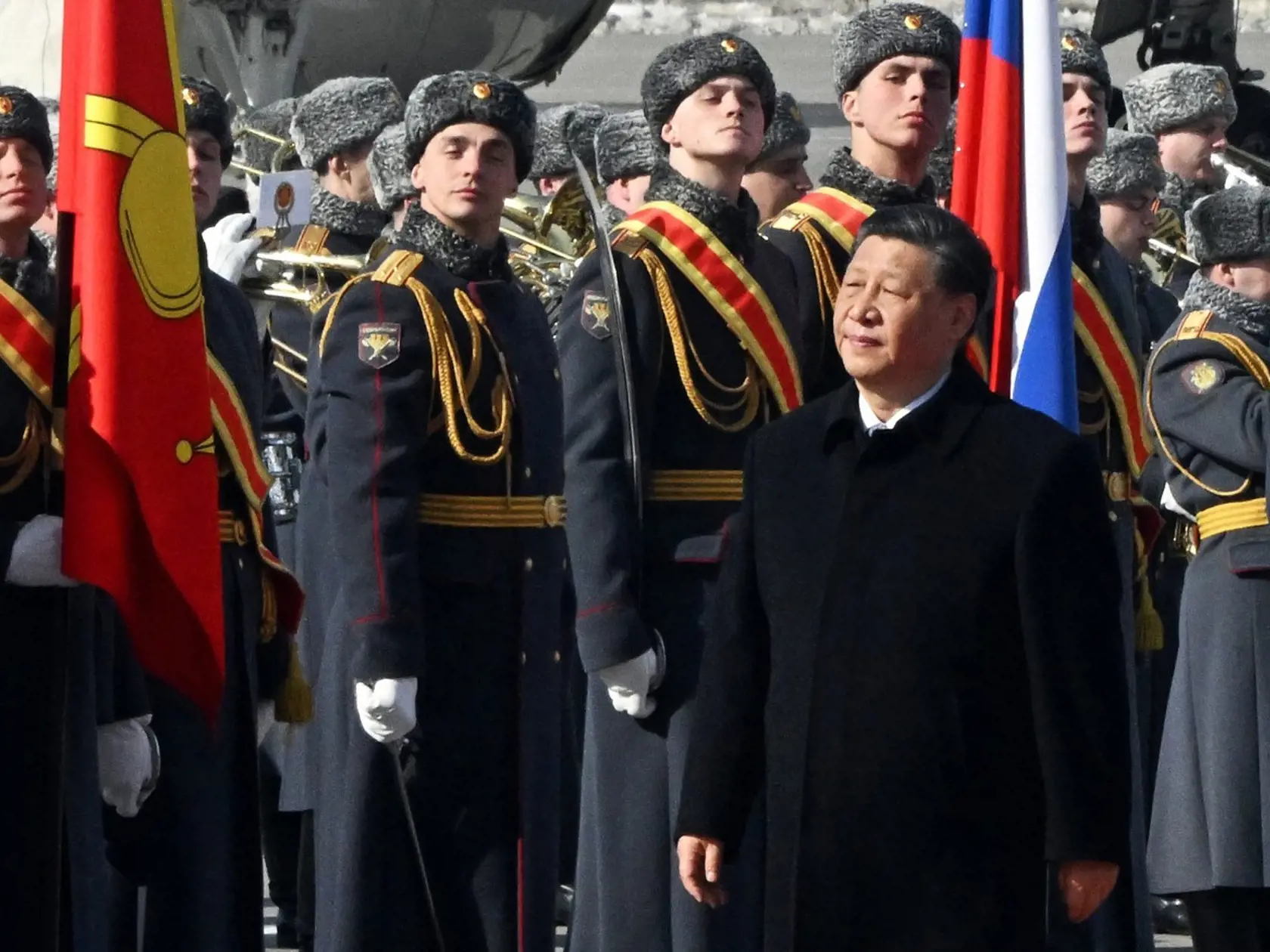 Si Ťin-pching priletel do Moskvy, kde sa stretne s Putinom