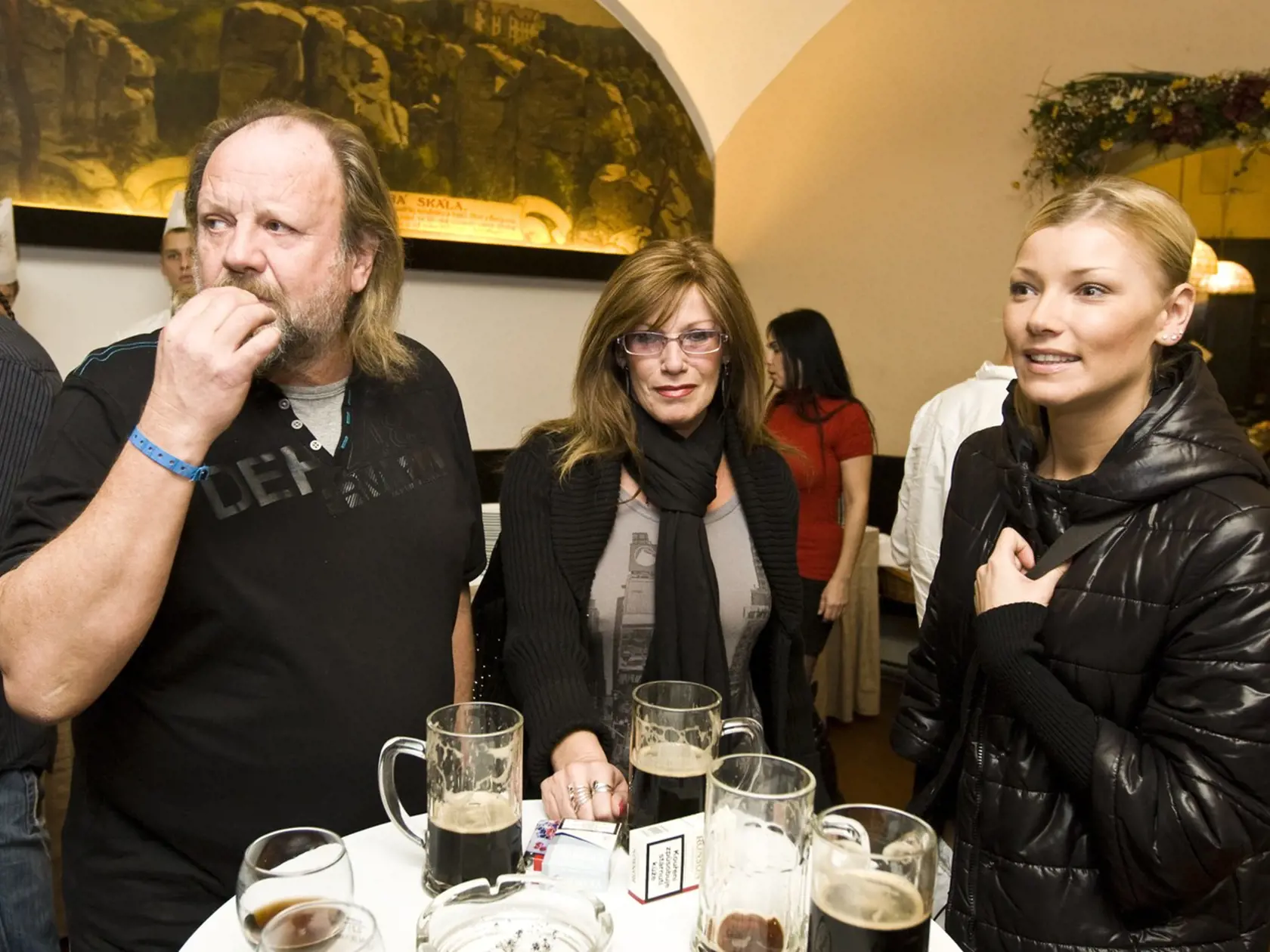 Helena Zeťová, jej nevlastný otec Lešek Semelka a jej mama Alena Semelková na snímke z roku 2010.