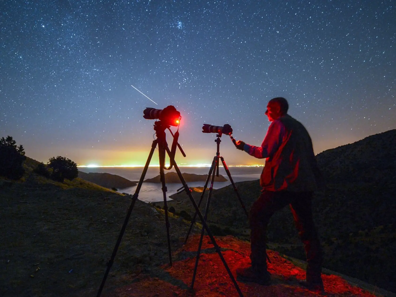 Obľúbený meteorický roj Perzeidy pozorujú v auguste ľudia z celého sveta.