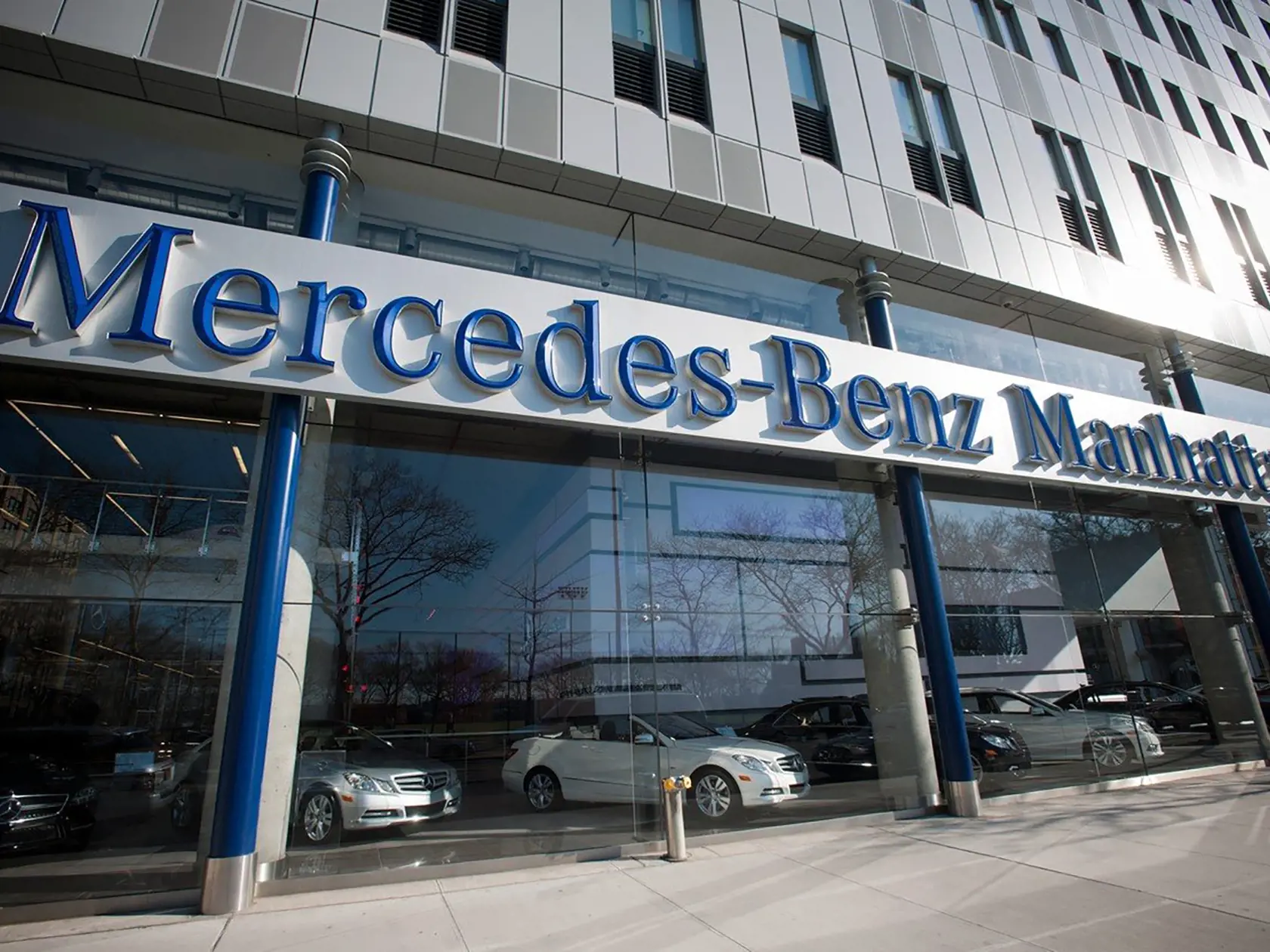Mercedes-Benz Manhattan.