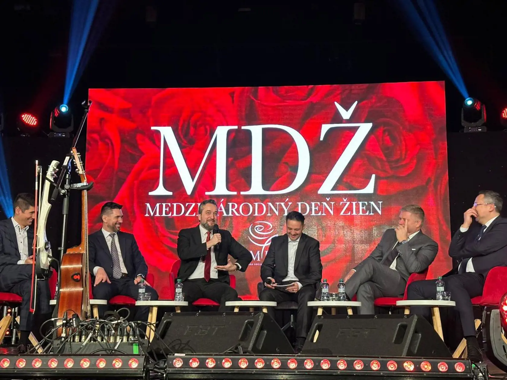 "Včera v Košiciach a Rožňave bola na smeráckych oslavách MDŽ fantastická atmosféra, ďakujem za to," napísal Ľuboš Blaha na svojom telegramovom účte v sobotu 2.marca 2024.