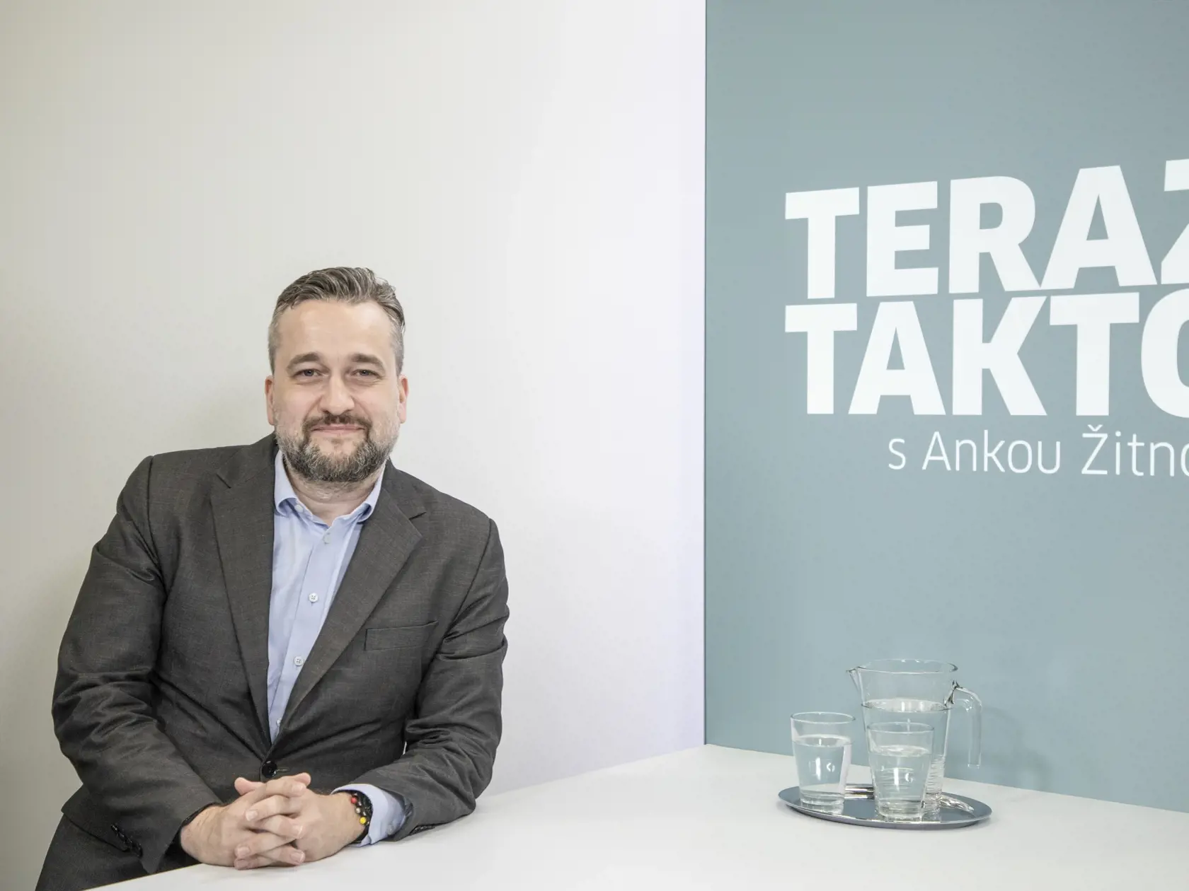 Na snímke je diskusná relácia “Teraz takto”, ktorej hosťom bol podpredseda Národnej rady Slovenskej republiky Ľuboš Blaha.