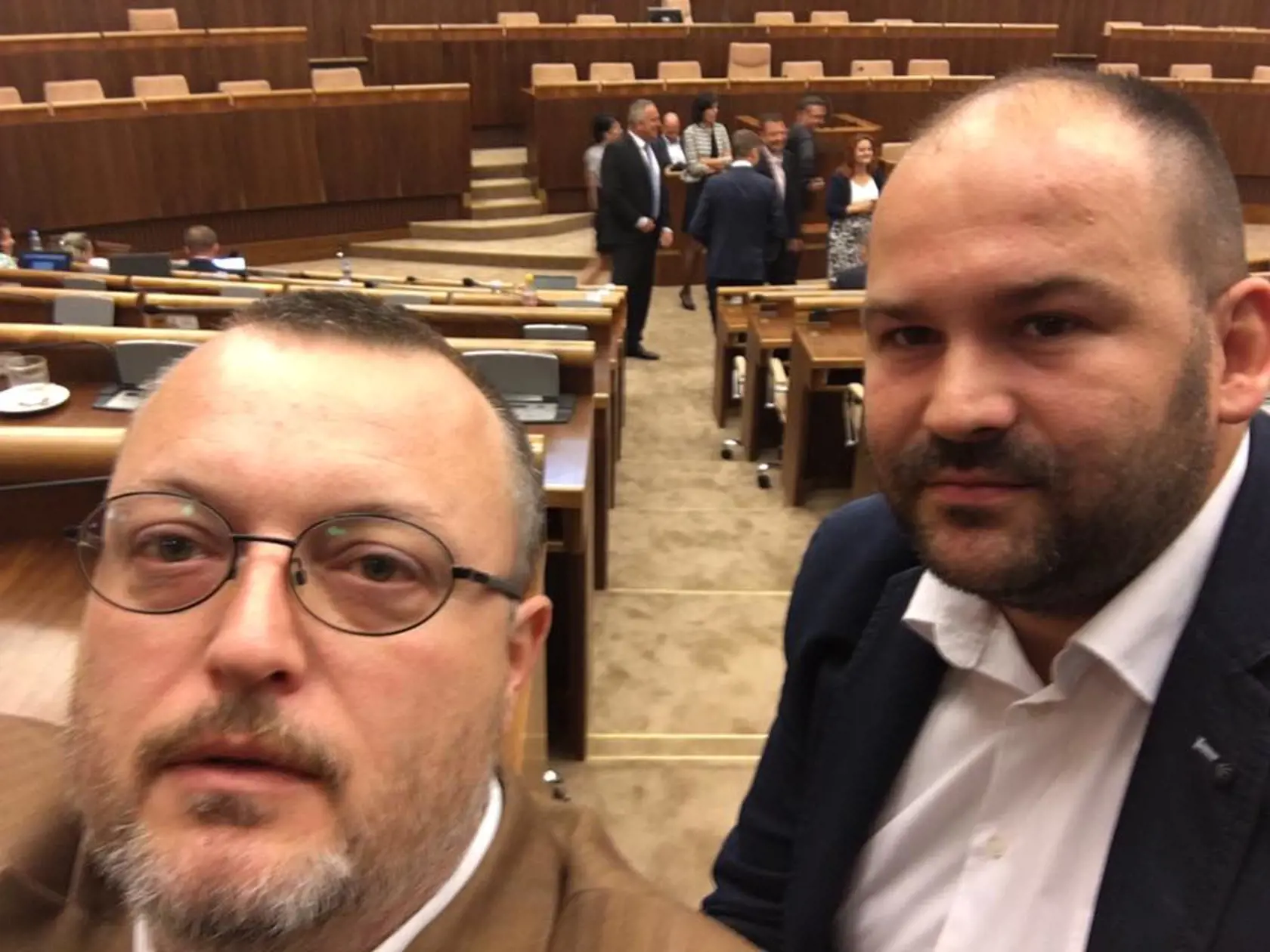 Milan Krajniak je kamarátom bratov Pčolinských, na snímke s Petrom.