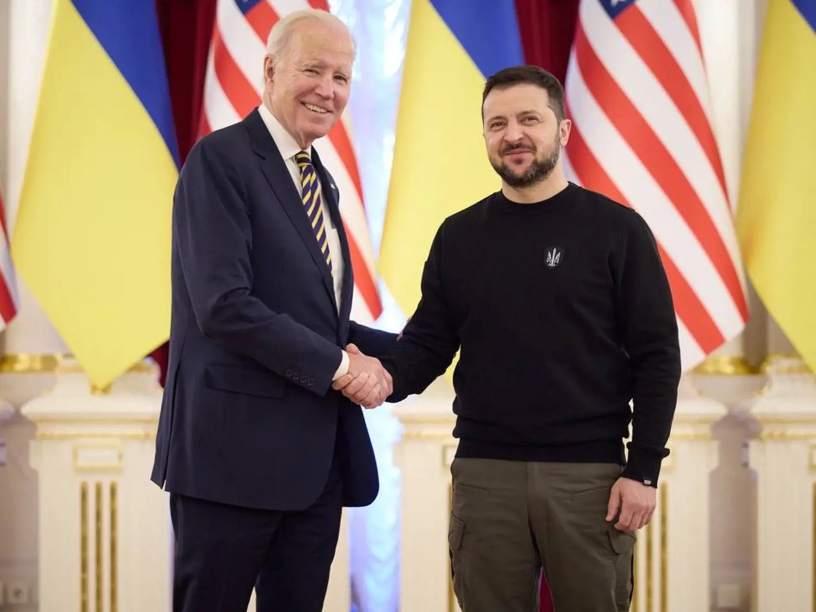 Americký prezident Joe Biden nečakane navštívil Kyjev.