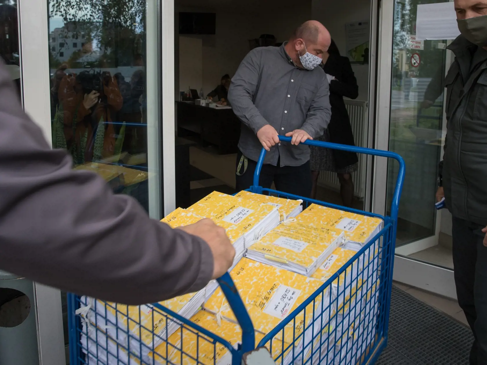 Pojednávanie na Špecializovanom trestnom súde v Pezinku vo veci vraždy novinára Jána Kuciaka a jeho snúbenice Martiny Kušnírovej z objednávky ktorej je obžalovaný Marián Kočner. Očakávaneho rozsudku sa zúčastnilo mnoho slovenských aj zahraničných médii.