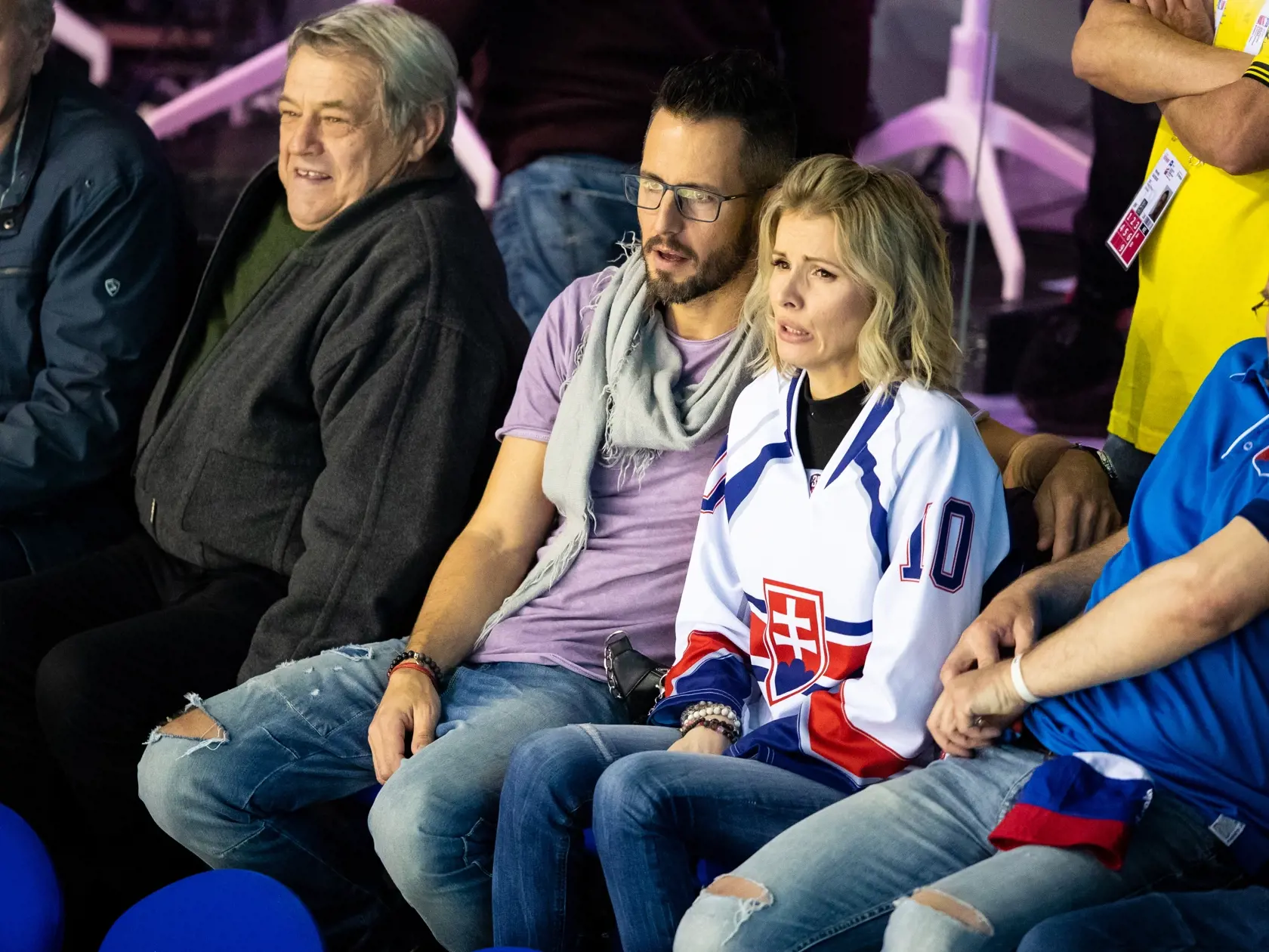 Máj 2019: Miriam Kalisová a Michal Menkyna na zápase Slovensko - Nemecko počas majstrovstiev sveta v ľadovom hokeni v košickej Steel Aréne.