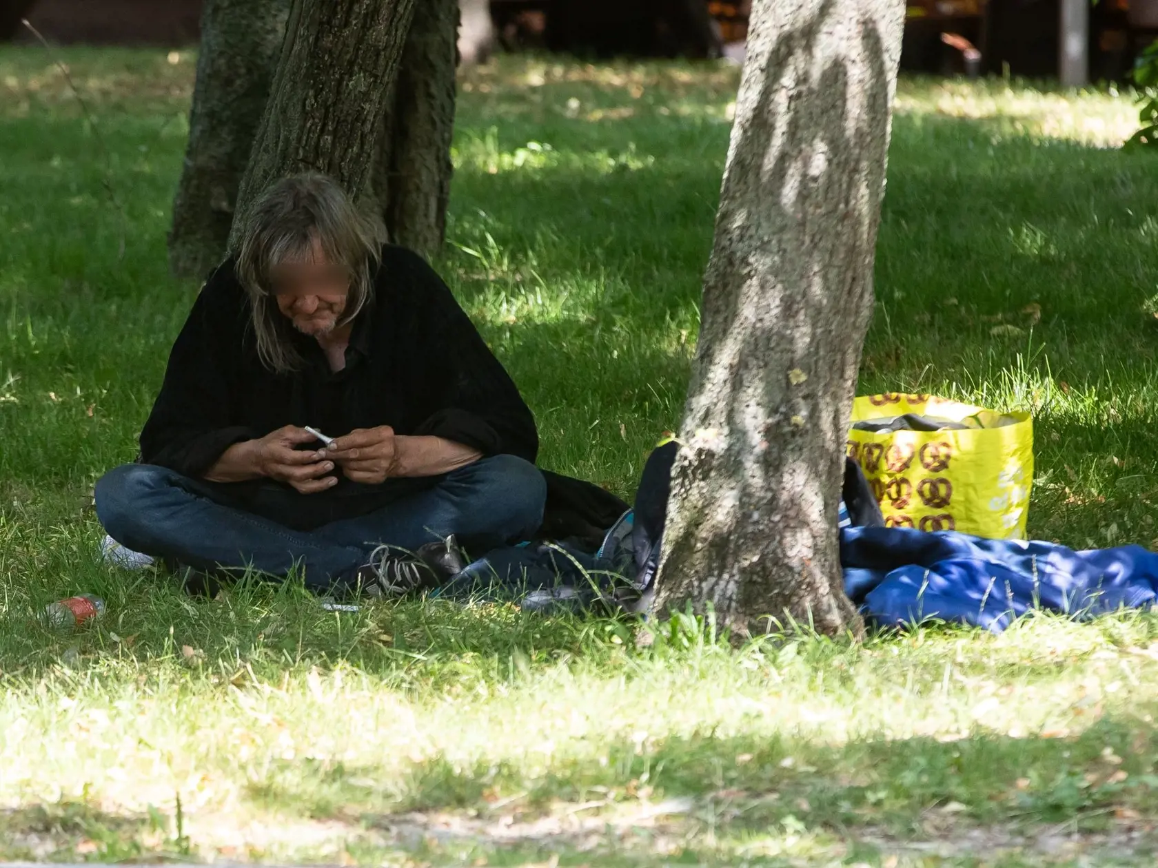 Dostať ľudí bez domova z ulice je takmer neriešiteľný problém.