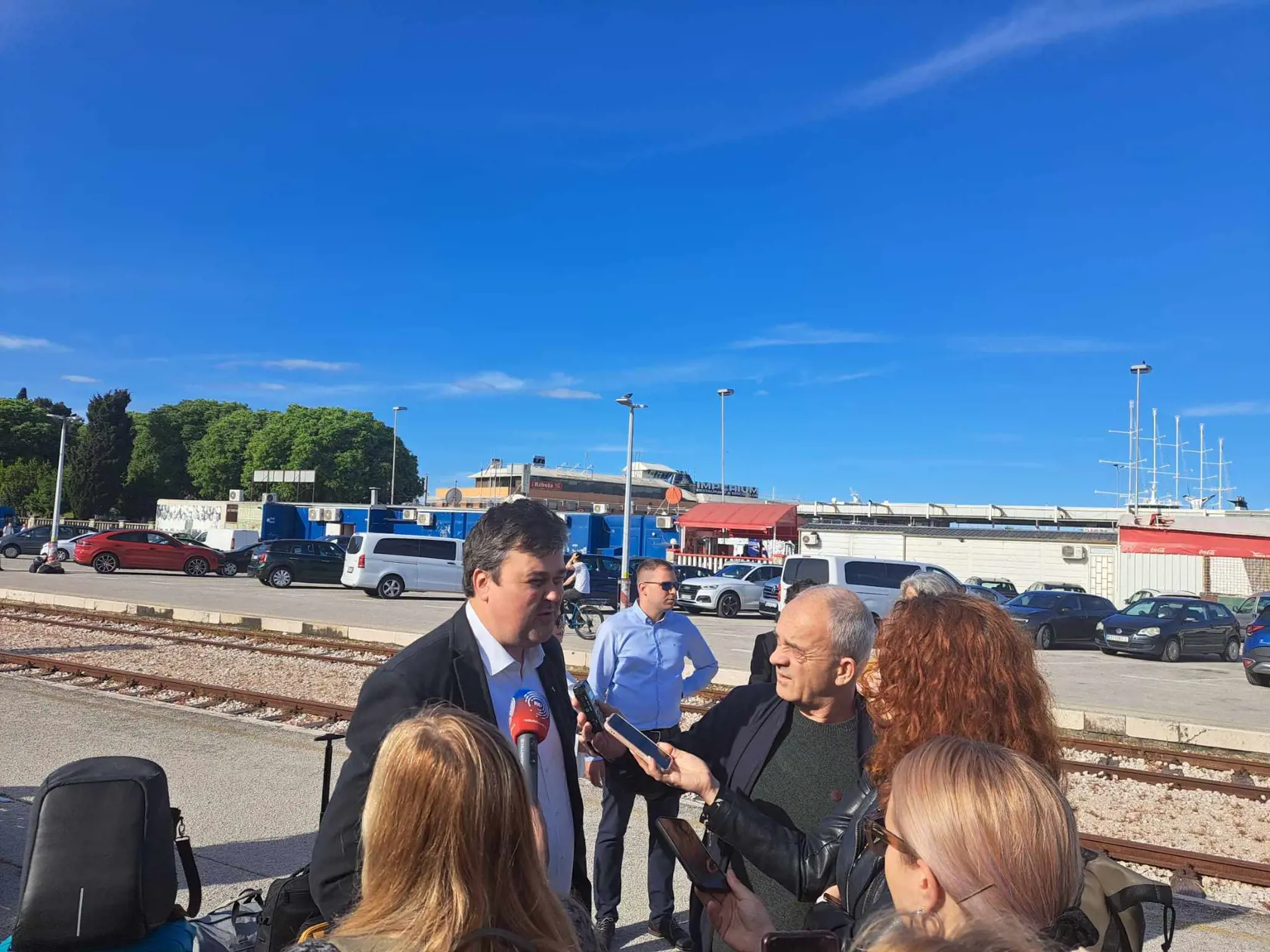 Po príchode prvého vlaku tohtoročnej letnej sezóny z Bratislavy do Splitu nás privítali zástupcovia chorvátskych médií.