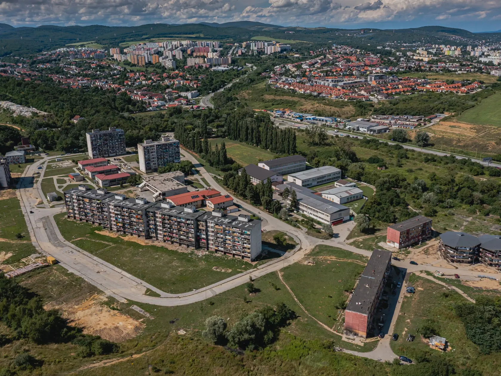 Letecký pohľad na košické sídlisko Lunik IX.