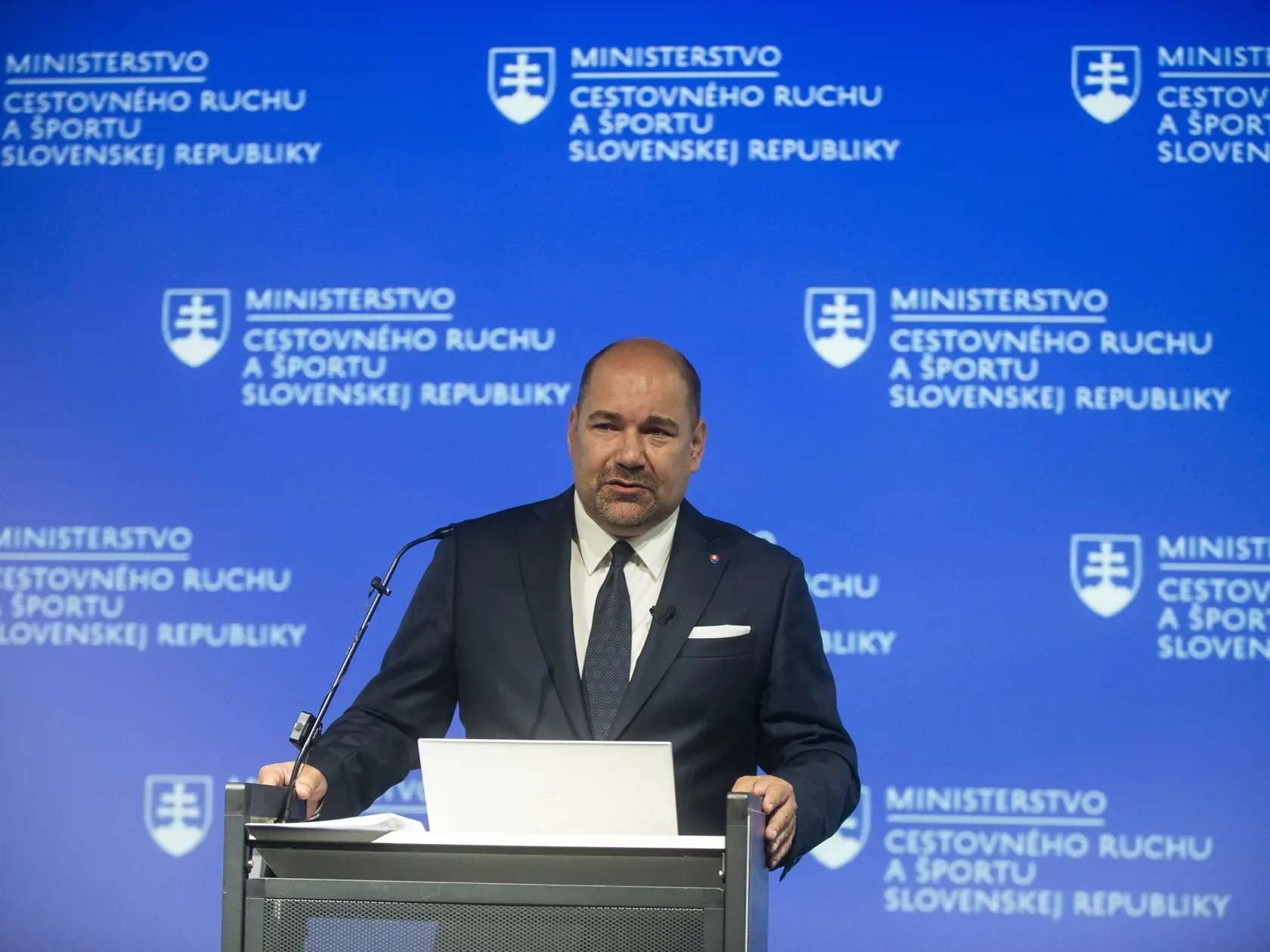 Keketi uvádza, že ponúknutá cena za nájom bola najvýhodnejšia.