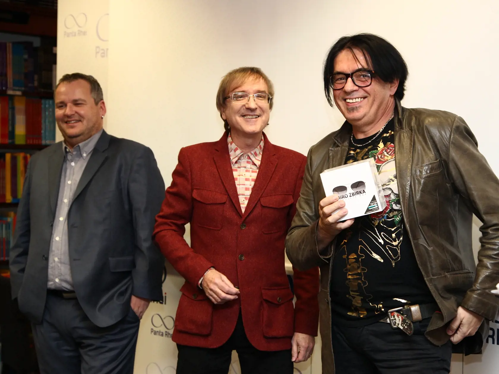 Krst 15CD edície pesničiek Mira Žbirku a zároveň krst knihy o jeho živote. 
Krstný otec CD edície bol Laco Lučenič.
Knihu krstil Kamil Peteraj.