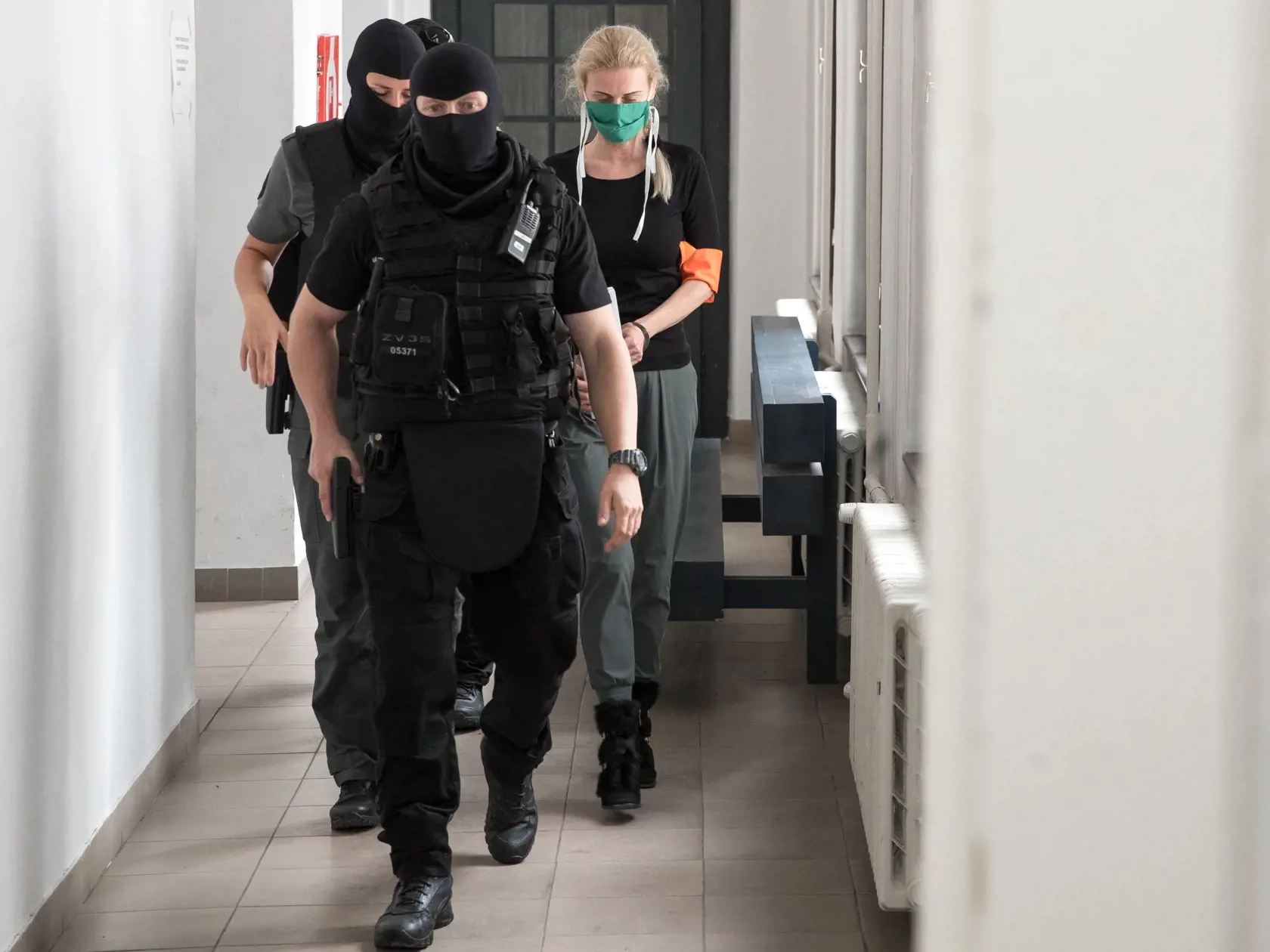 Bývalá sudkyňa Monika Jankovská počas pojednávania na Špecializovanom trestnom súde v Banskej Bystrici, kde žiada o prepustenie z väzby.