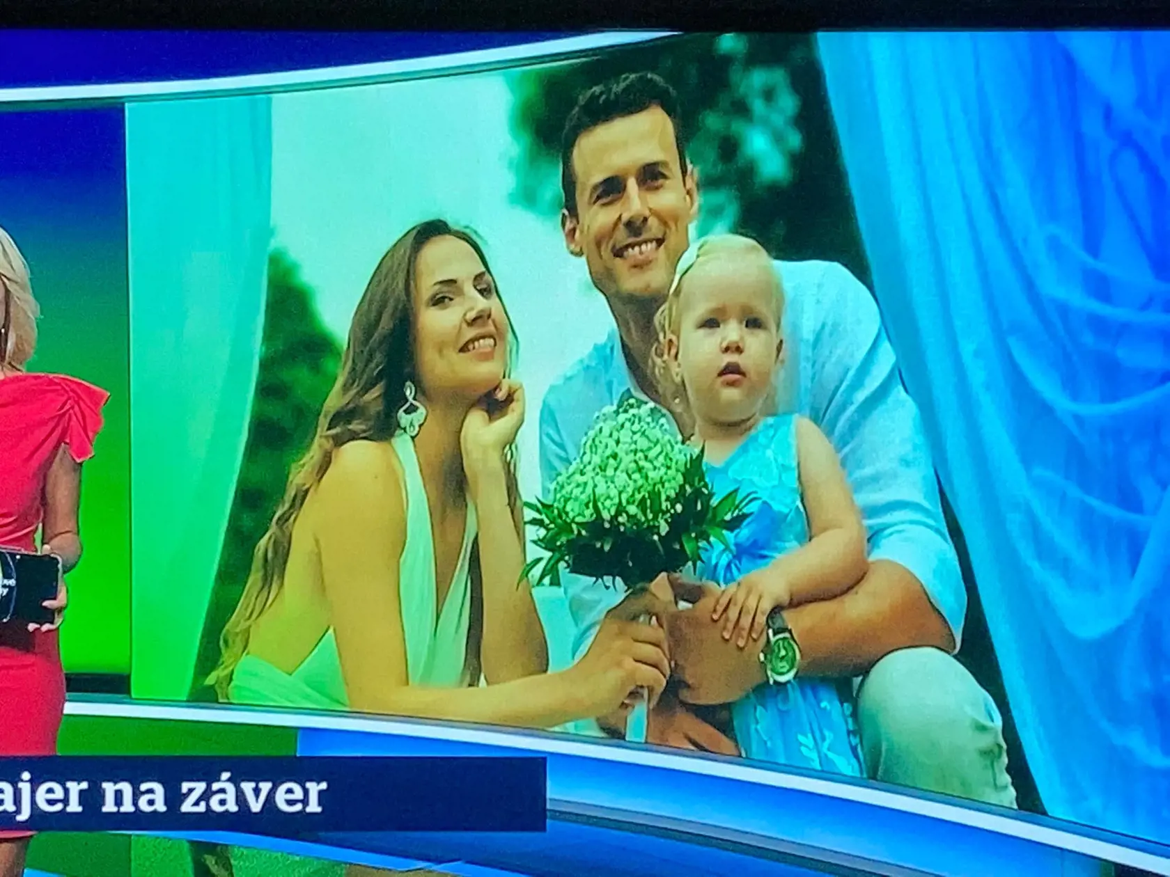 August 2022: Športový moderátor Peter Varinský sa oženil. Jeho vyvolenou sa stala dlhoročná partnerka Lenka Perželová, ktorá je jeho kolegyňa z Markízy.