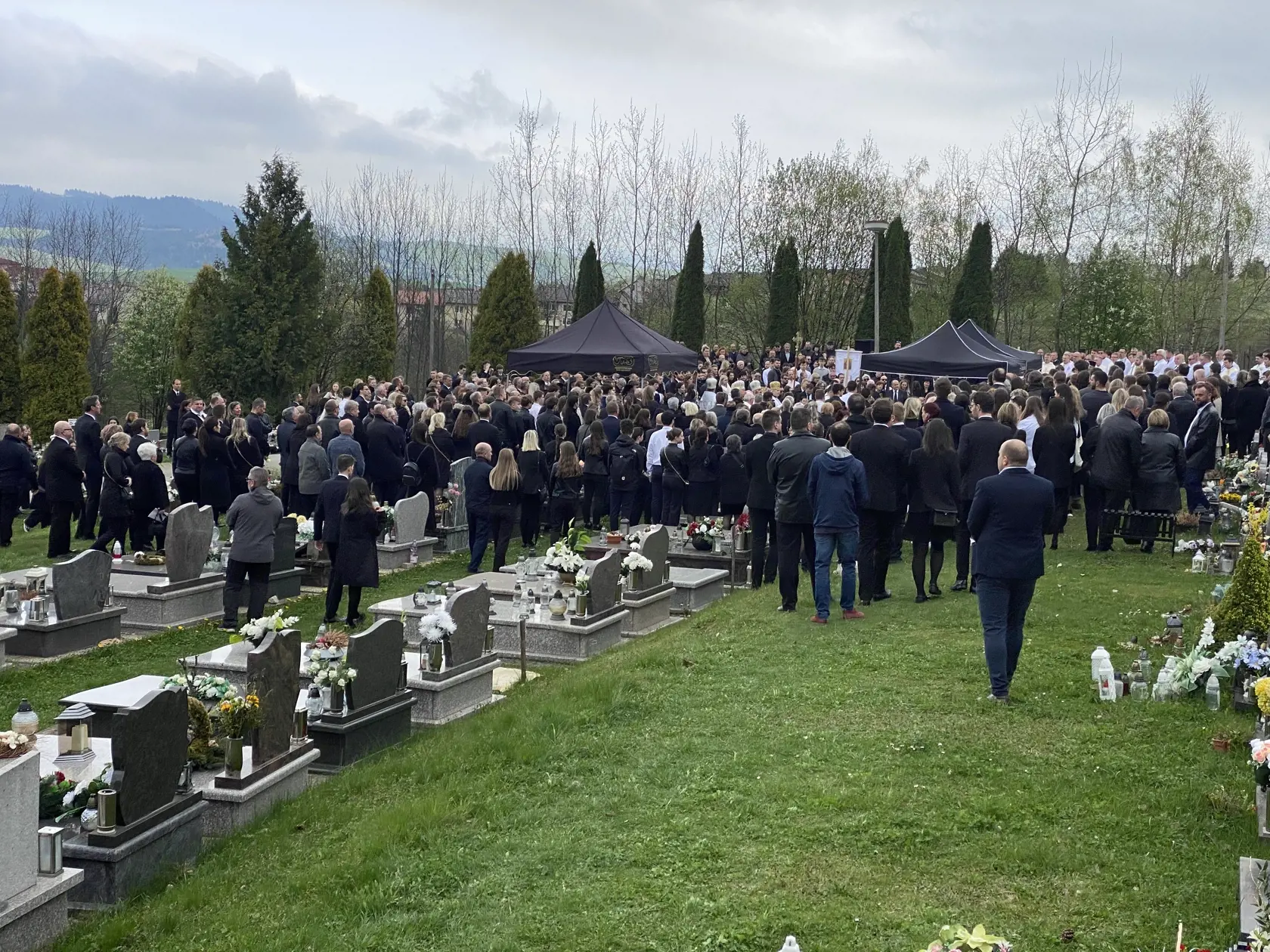 Pohreb troch obetí tragickej havárie pri Spišskej Kapitule v sobotu 6. 4. 2024.