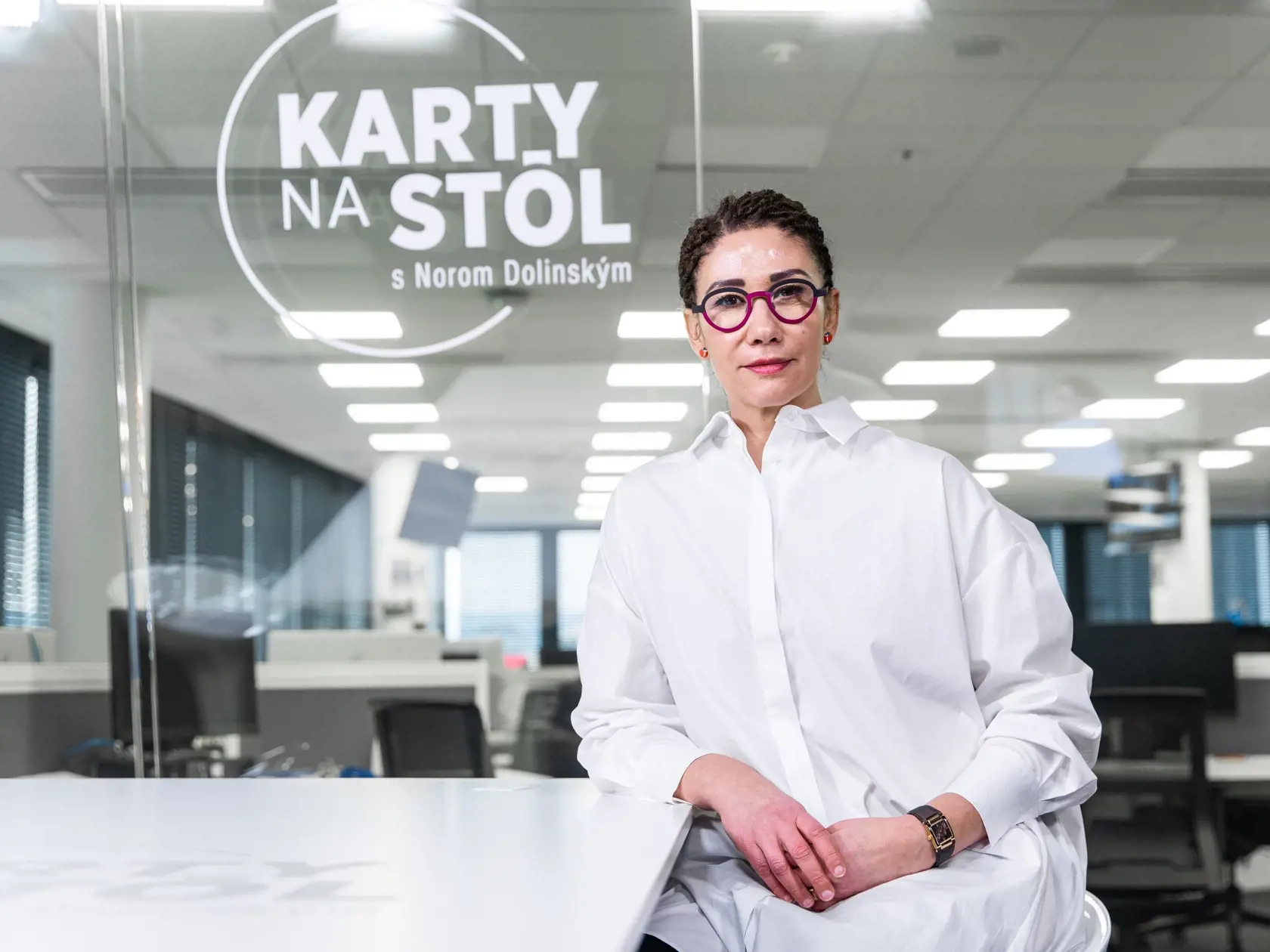 Diskusná relácia "Karty na stôl", ktorej hosťom bola Lucia Ďuriš Nicholsonová.