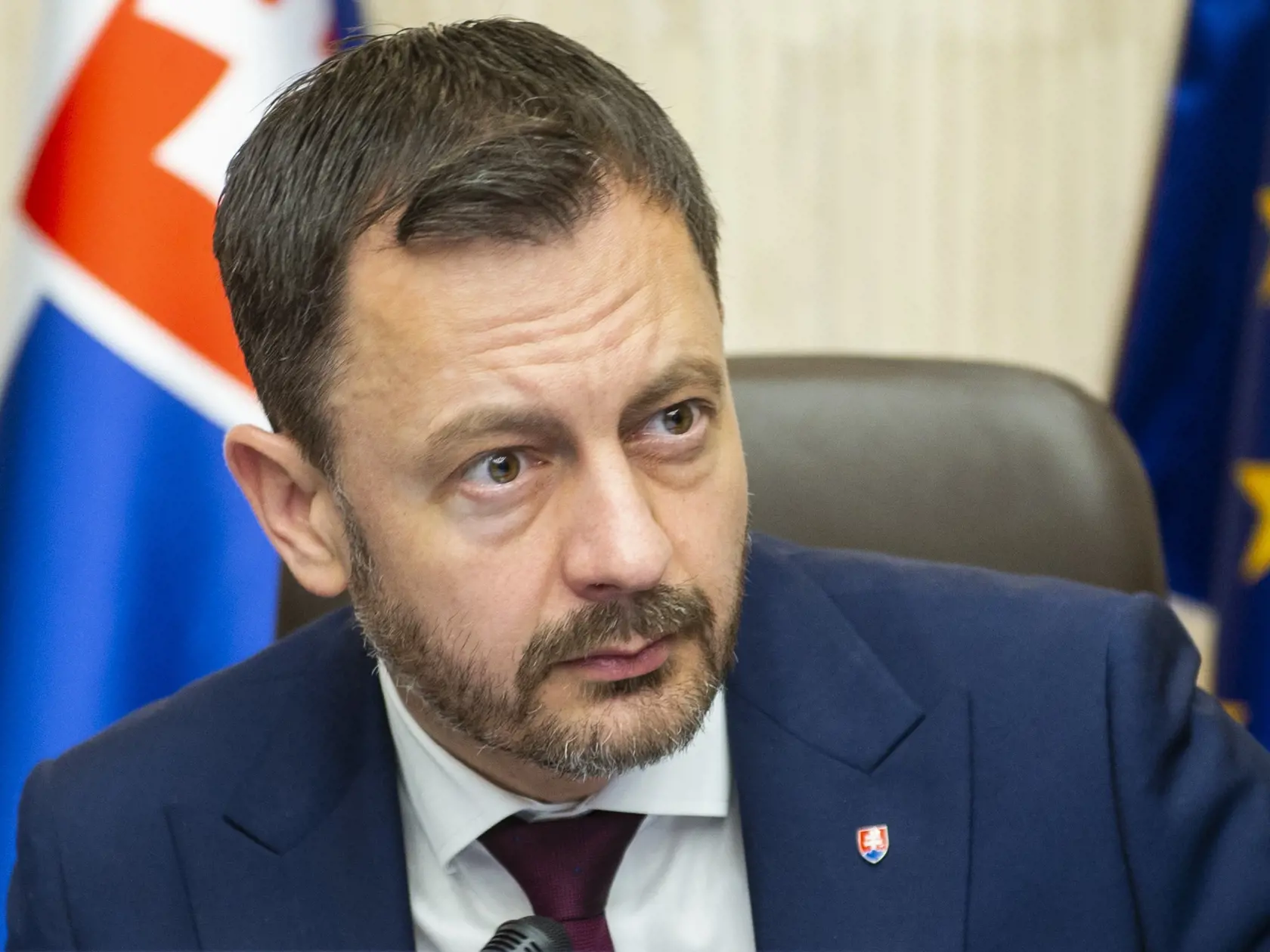 Na snímke dočasne poverený predseda vlády SR Eduard Heger počas 142. rokovania vlády SR 22. marca 2023 v Bratislave. FOTO TASR - Jakub Kotian