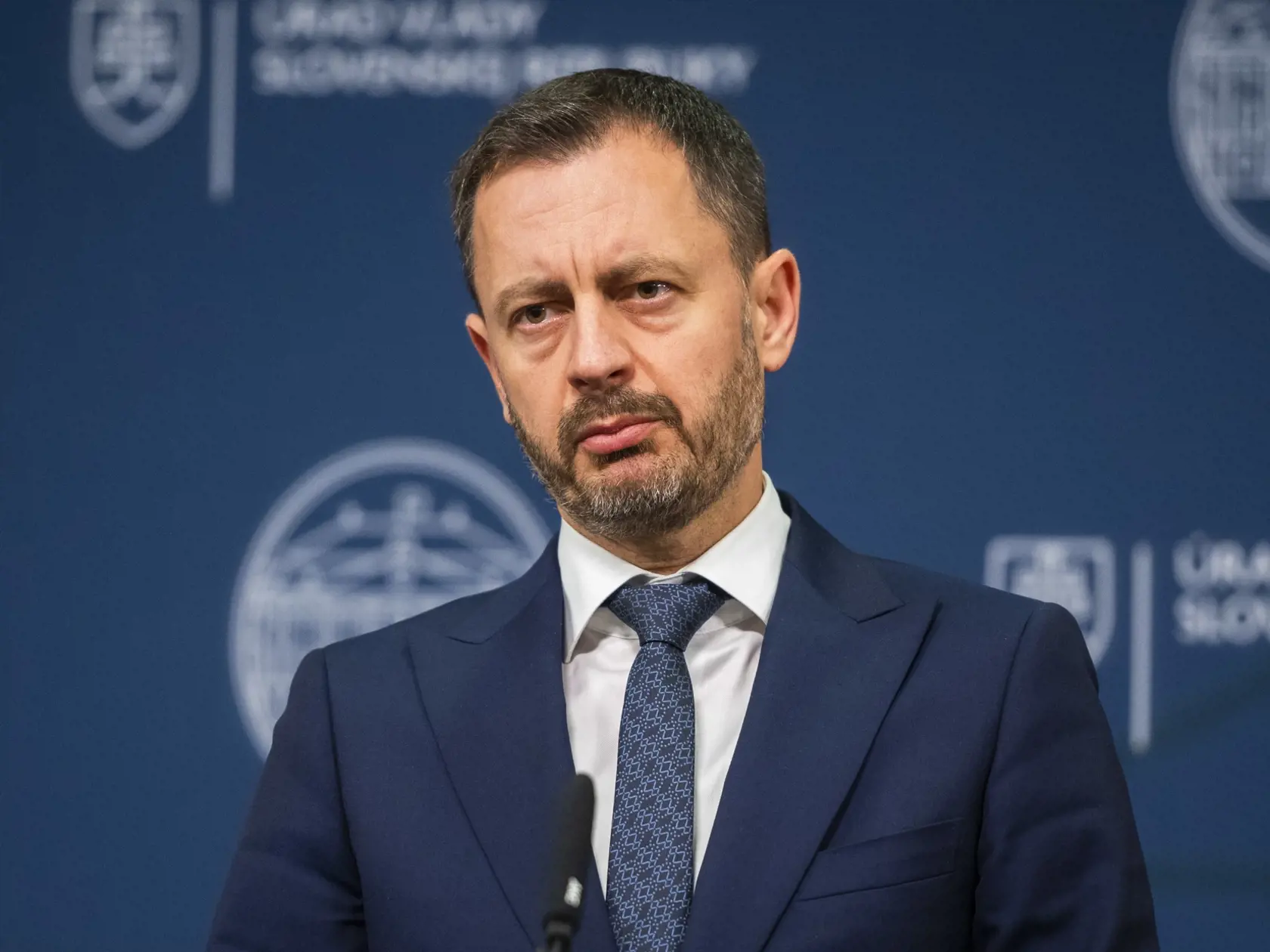Na snímke dočasne poverený predseda vlády SR Eduard Heger (OĽaNO) počas tlačovej konferencie k aktuálnem politickému dianiu v Bratislave 10. februára 2023. FOTO TASR - Jaroslav Novák