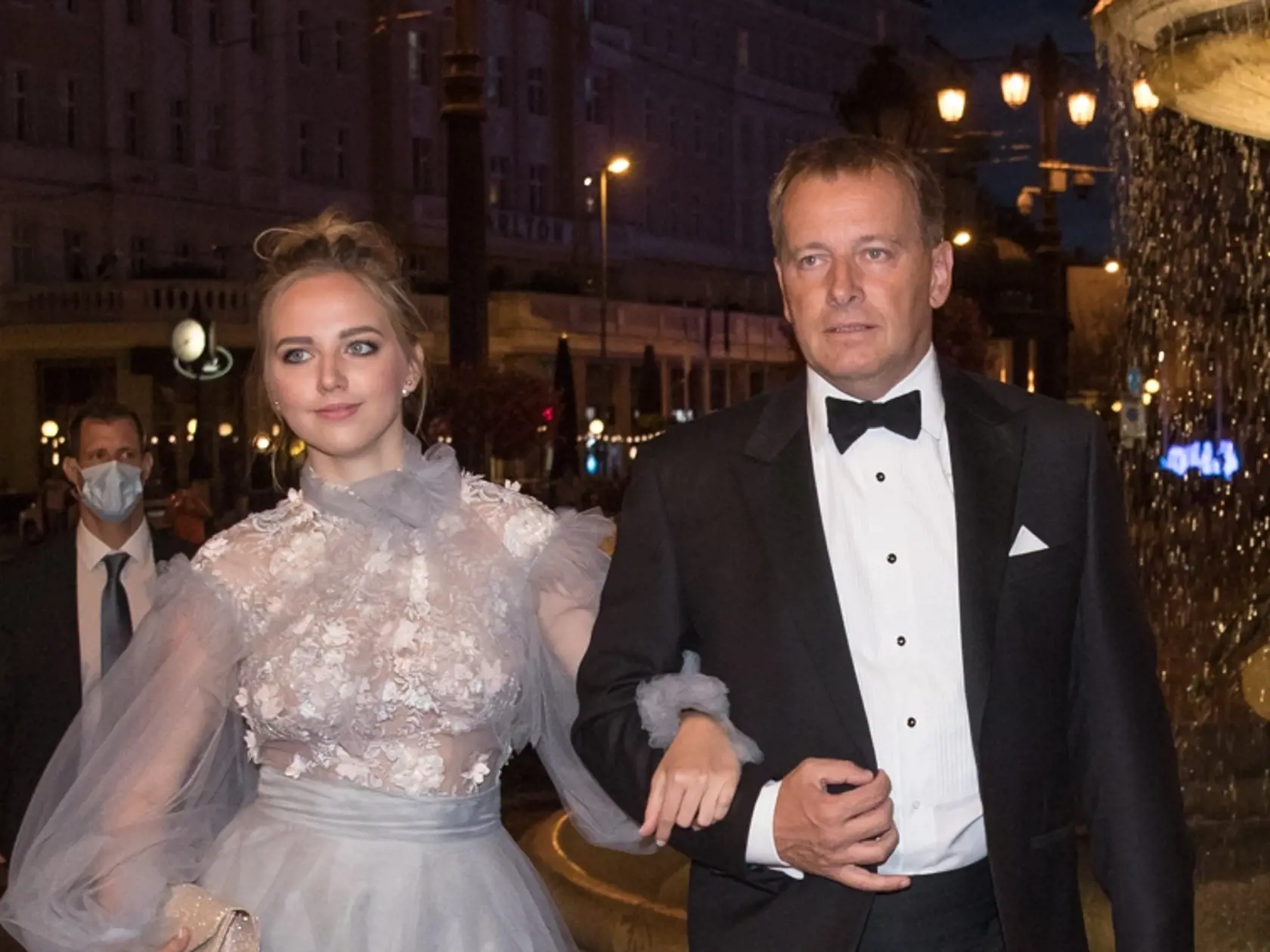 Odovzdávanie ocenení ankety Slovenka roka v priestoroch historickej budovy Slovenského Národného Divadla v Bratislave. Na snímke je Ester Krištúfková a Boris Kollár.