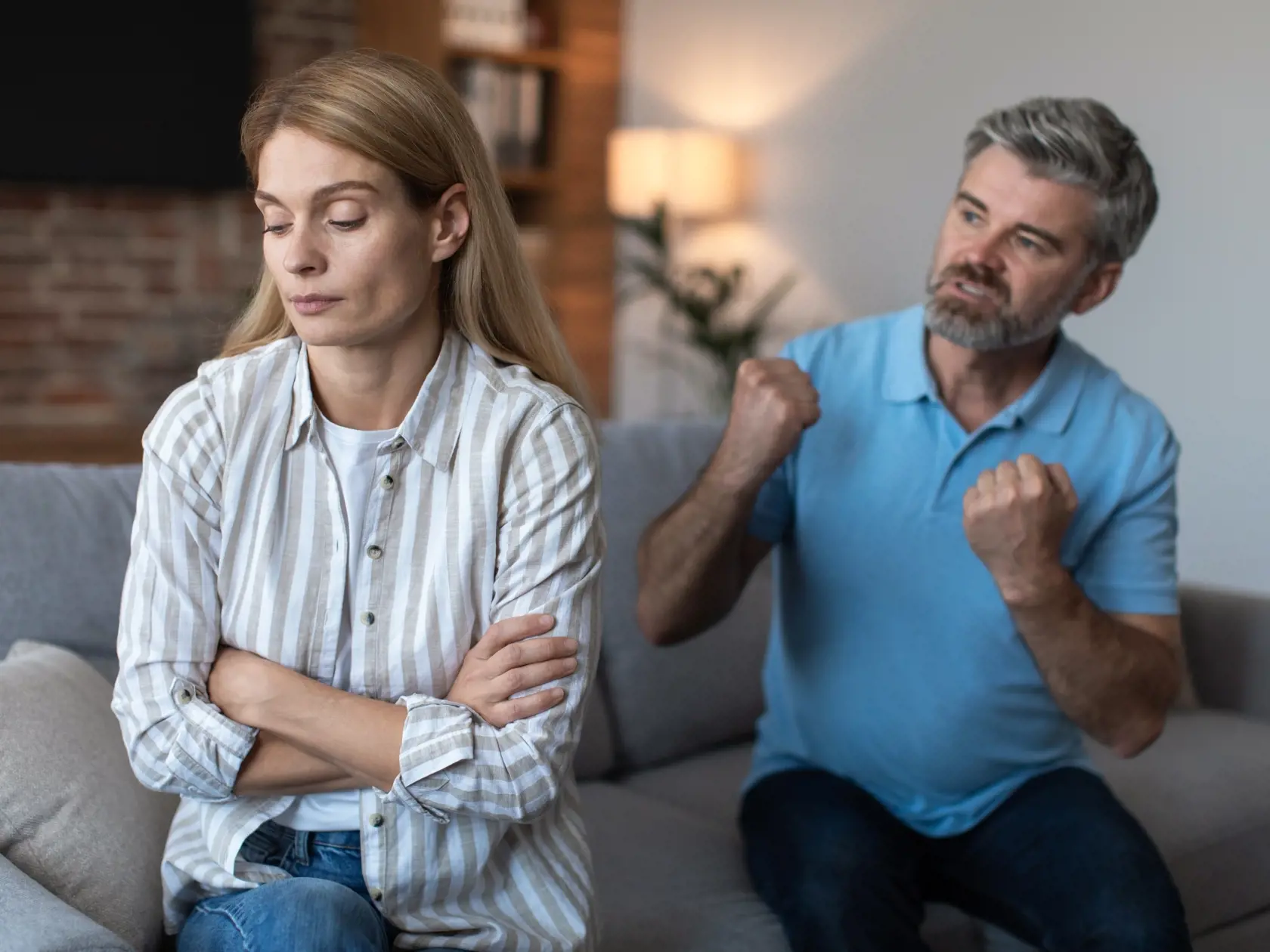 Angry,Middle,Aged,European,Male,Scolds,To,Offended,Lady,Threatens