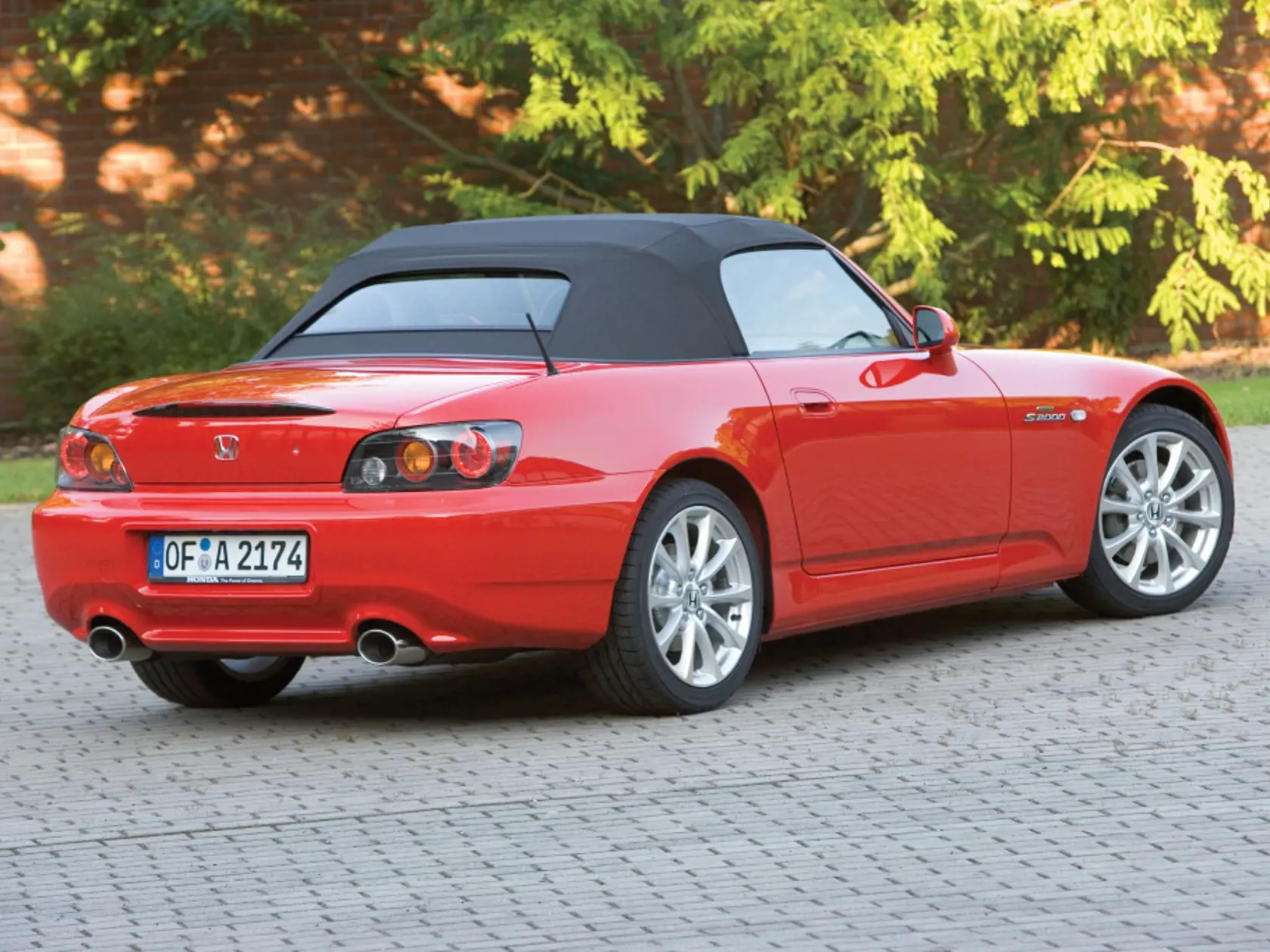 Honda S2000 (AP2)