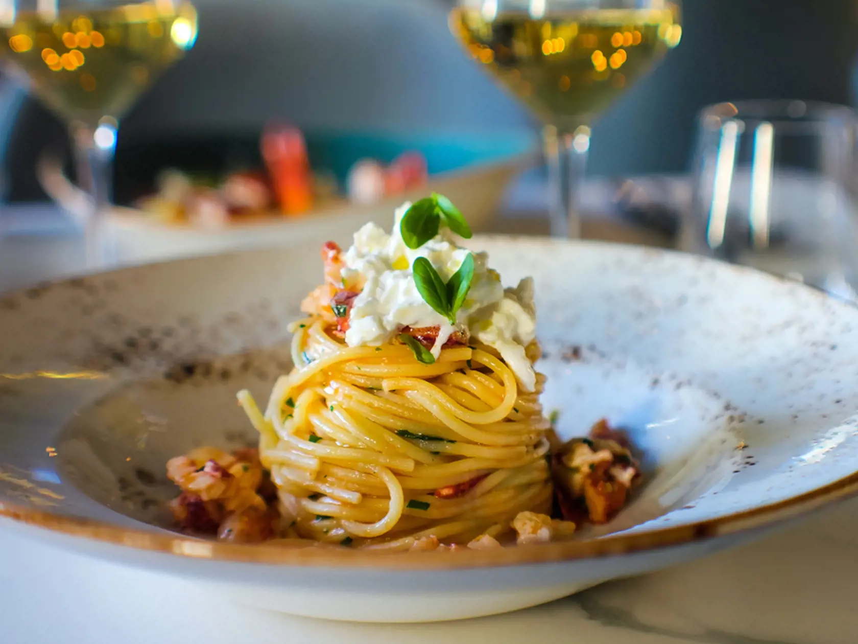 Haute,Cuisine,Dish,With,Spaghetti,With,Lobster,,Buffalo,Stracciatella,And