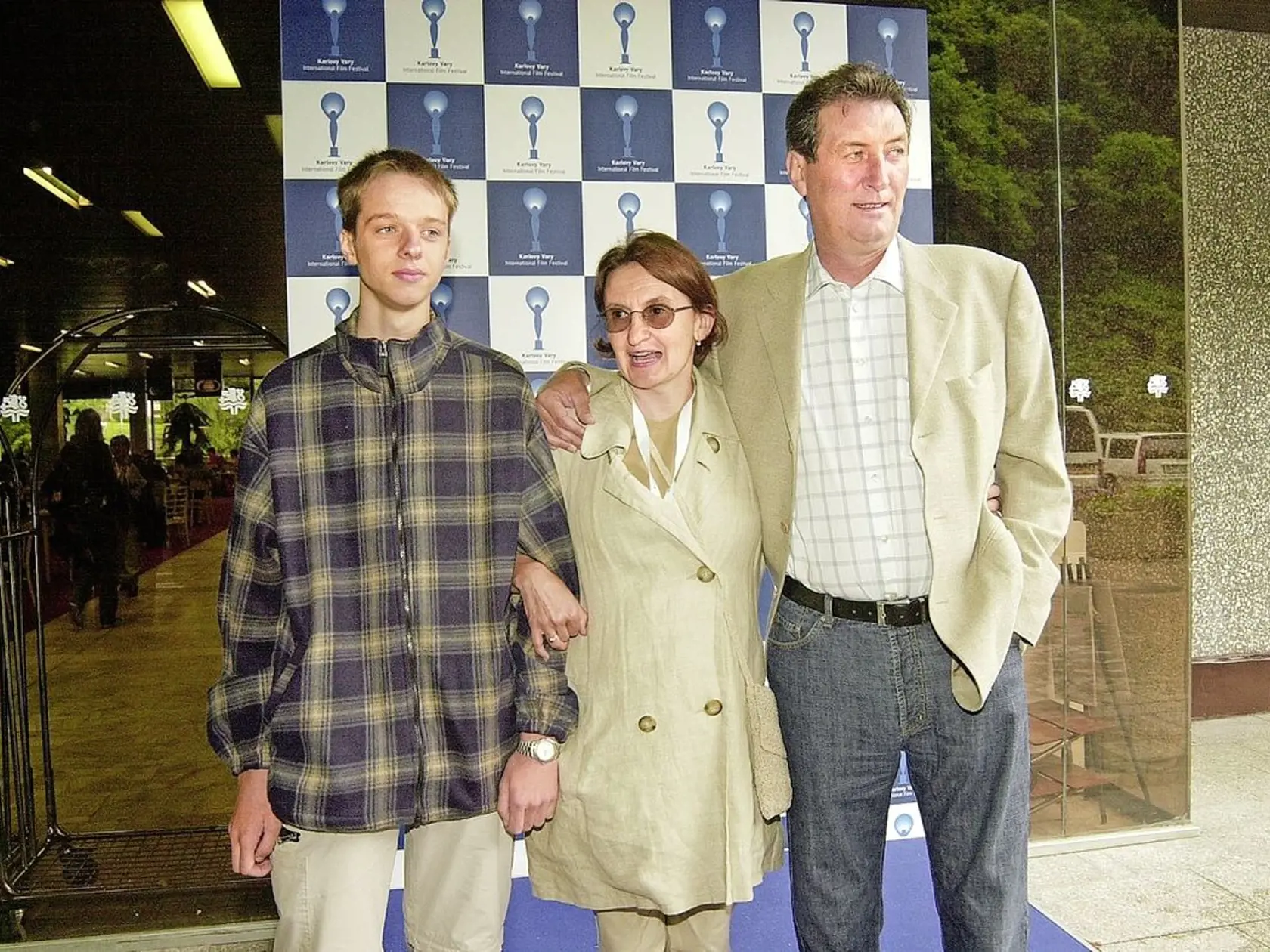 Lukáš Baborský si vo filme Pupendo zahral syna Evy Holubovej.