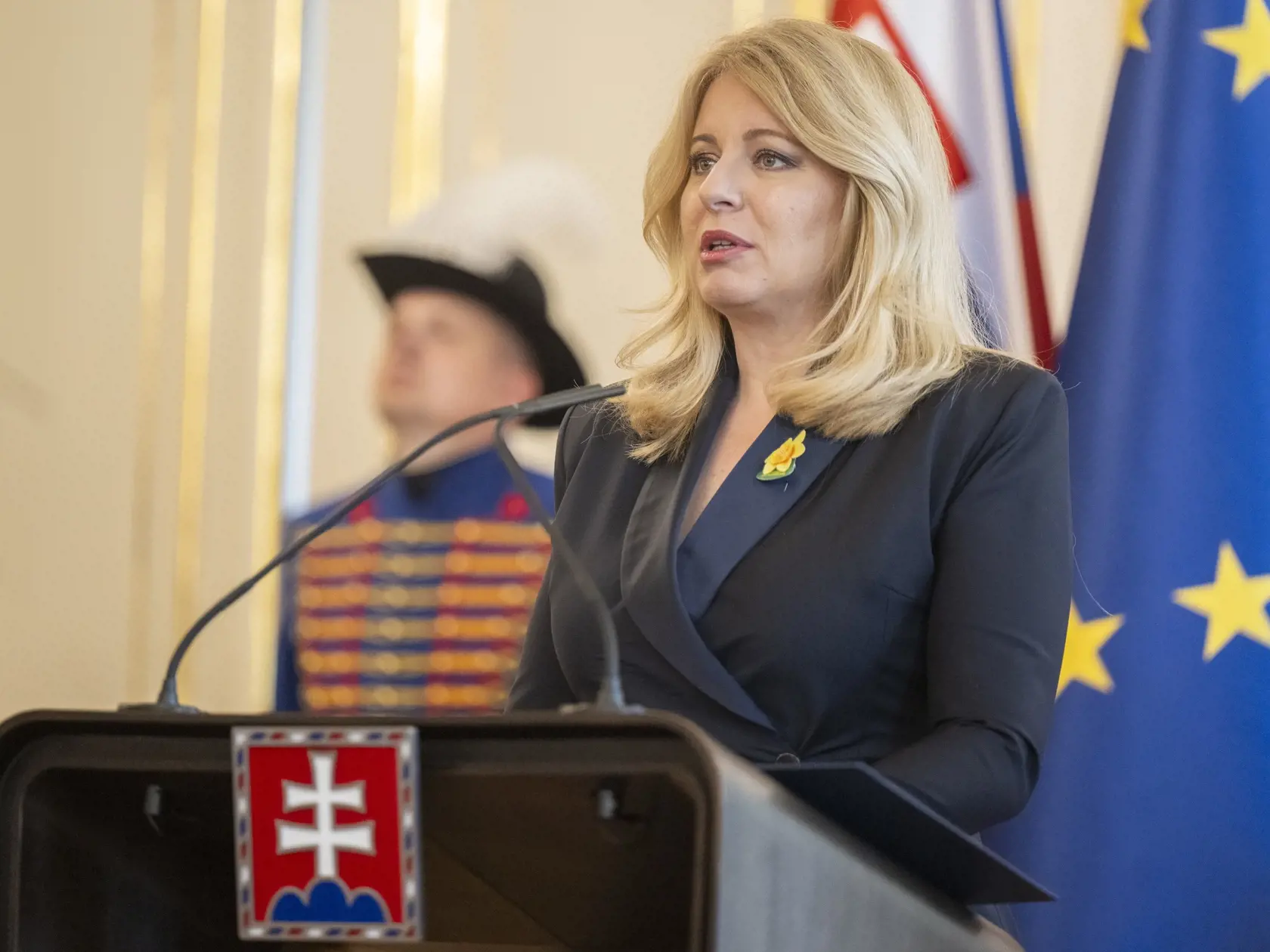 Prezidentka SR Zuzana Čaputová menovala generálov Ozbrojených síl (OS) SR v Prezidentskom paláci v Bratislave vo štvrtok 18. apríla 2024. Na snímke prezidentka SR Zuzana Čaputová vystupuje s príhovorm počas menovania generálov Ozbrojených síl (OS) SR v Prezidentskom paláci v Bratislave vo štvrtok 18. apríla 2024.