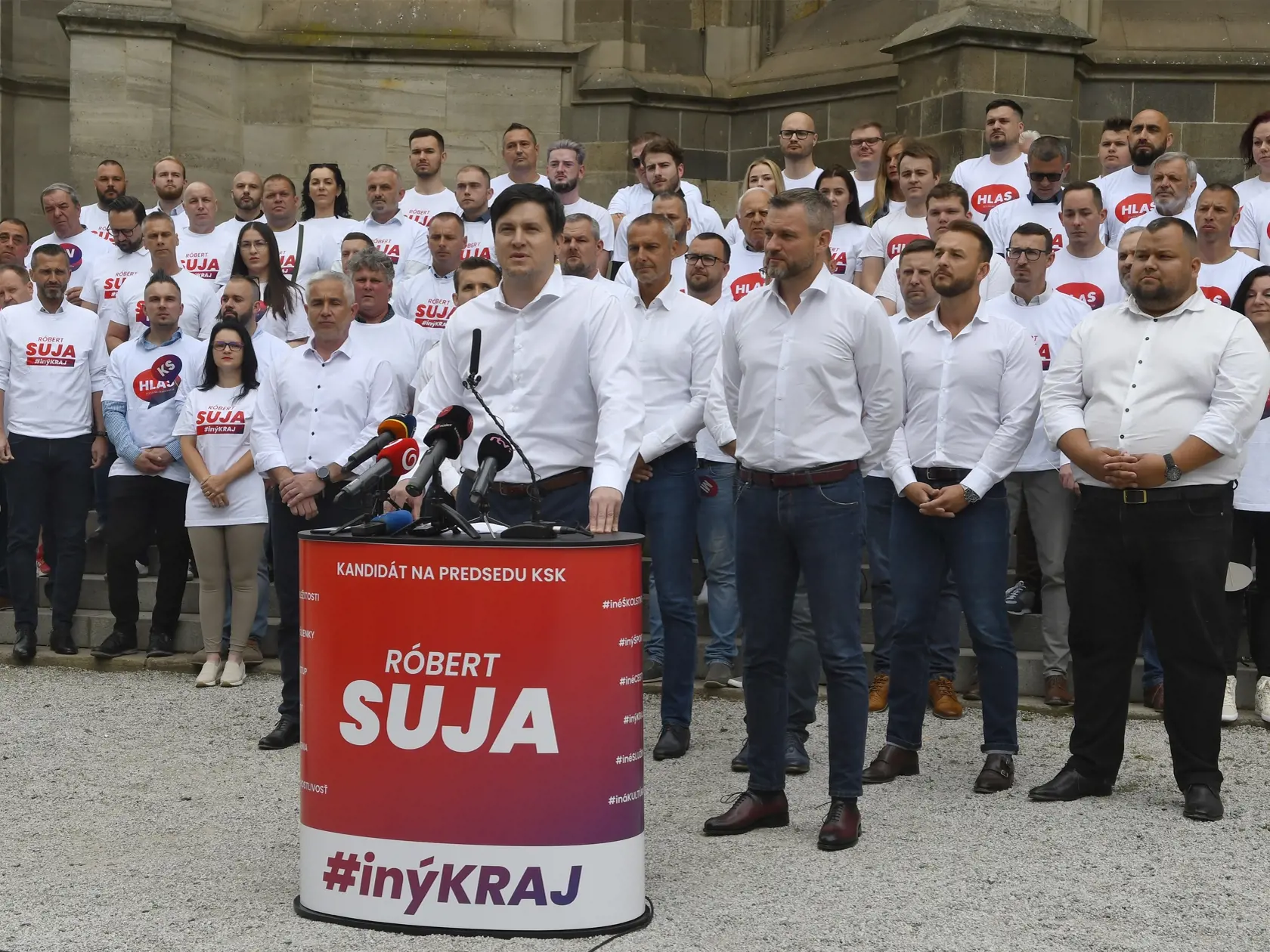 Sosna je členom Hlasu. Spolustraníci o jeho pestrej minulosti netušili.