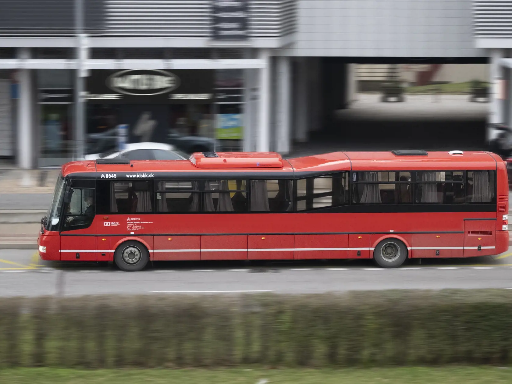 Na snímke je autobus dopravnej spoločnosti Arriva.
