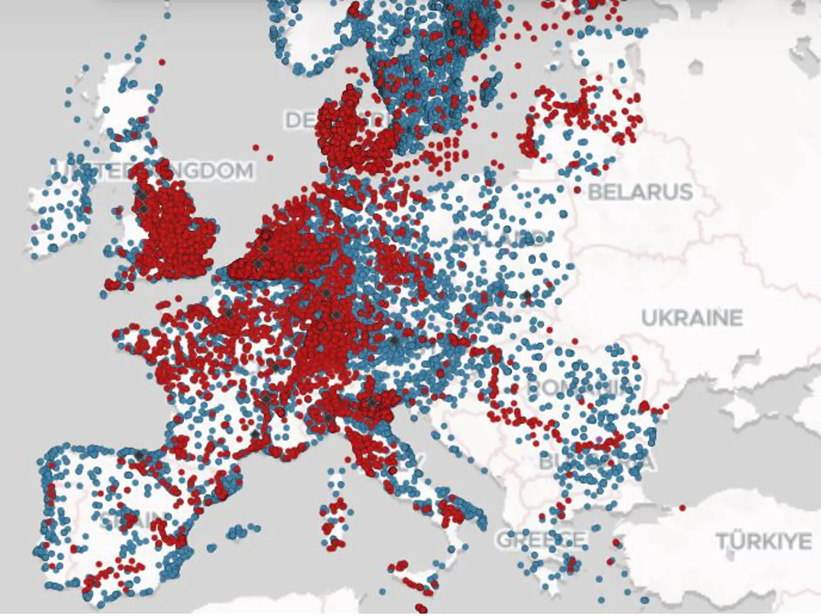 EURÓPA - Červené bodky signalizujú miesta kontaminácie, modré sú oblasti predpokladanej kontaminácie.