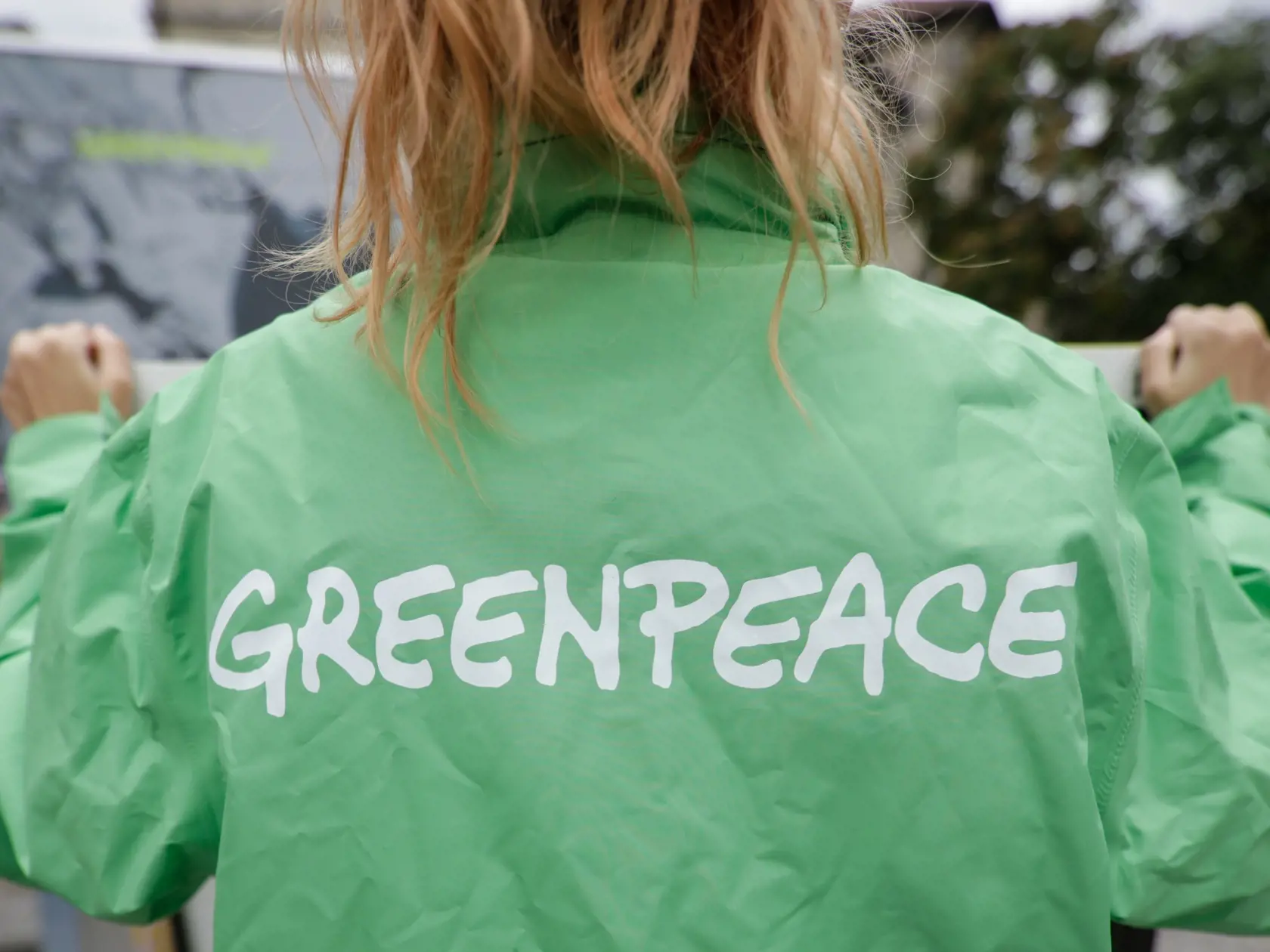 Situáciou sa zaoberá aj Greenpeace Slovakia.