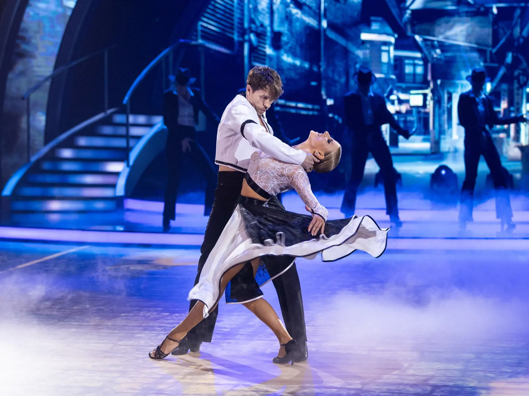 Šieste kolo Let's Dance. Na snímke Juraj Loj a Natália Horváthová.